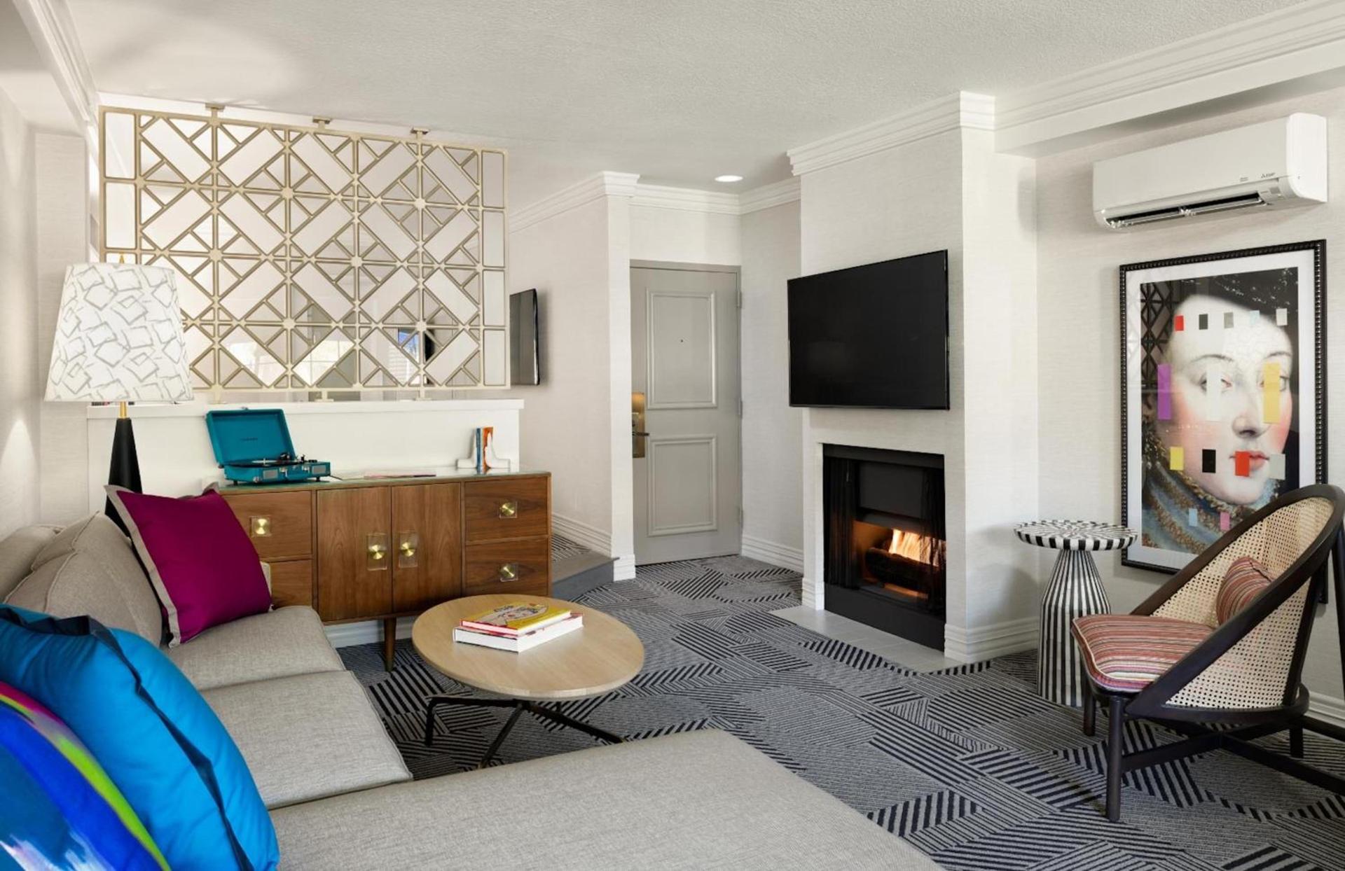 Le Parc at Melrose photo 26