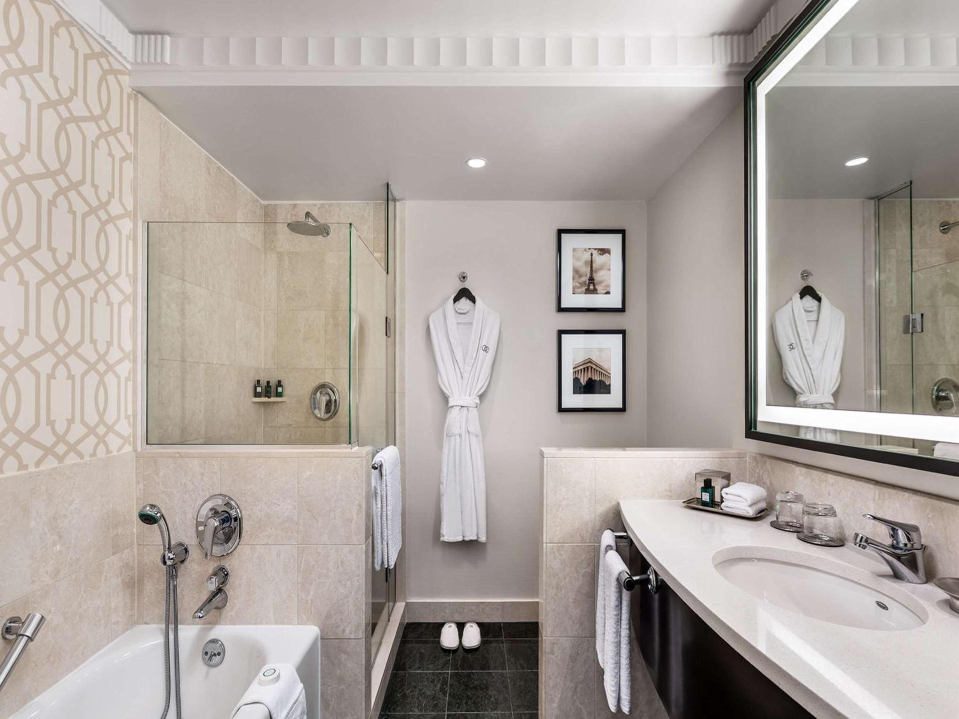 Sofitel Lafayette Square Washington DC photo 3