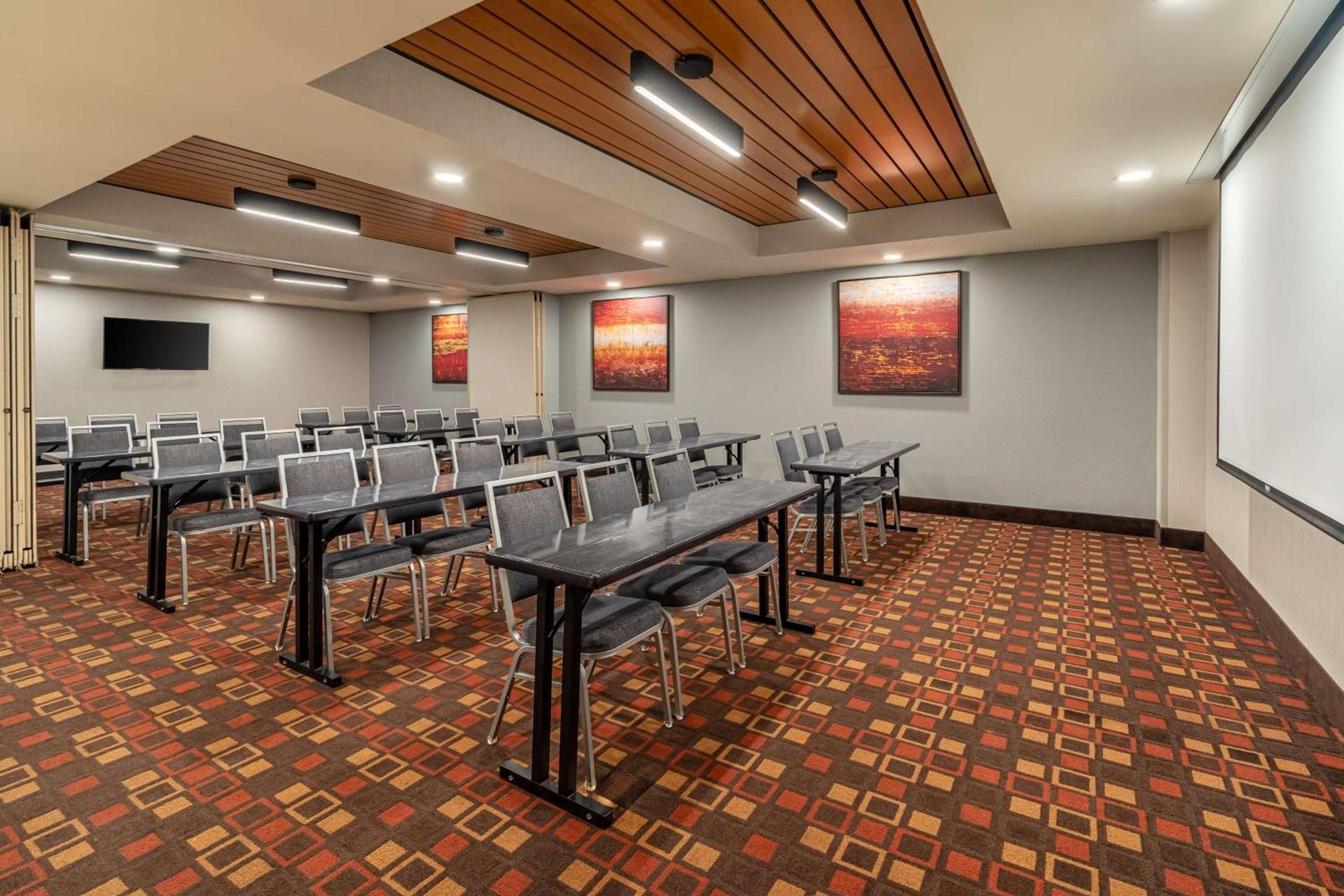Hampton Inn Nashville / Vanderbilt photo 11
