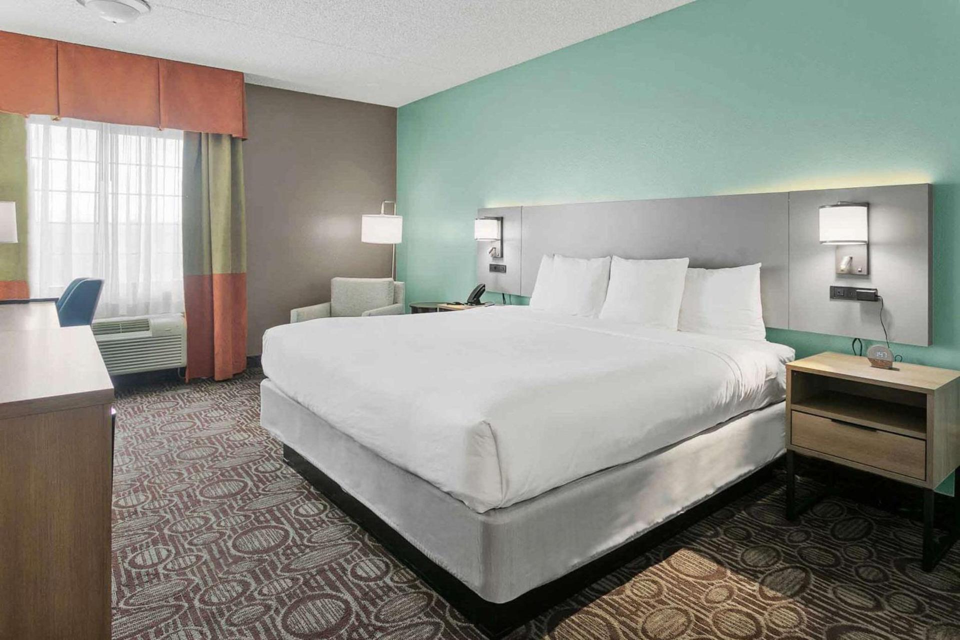 Comfort Inn Chandler - Phoenix South I-10 photo 18