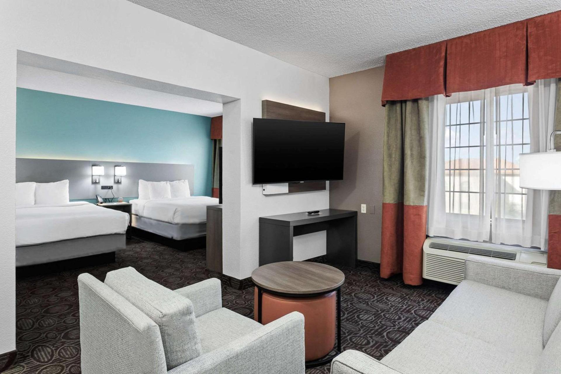 Comfort Inn Chandler - Phoenix South I-10 photo 27
