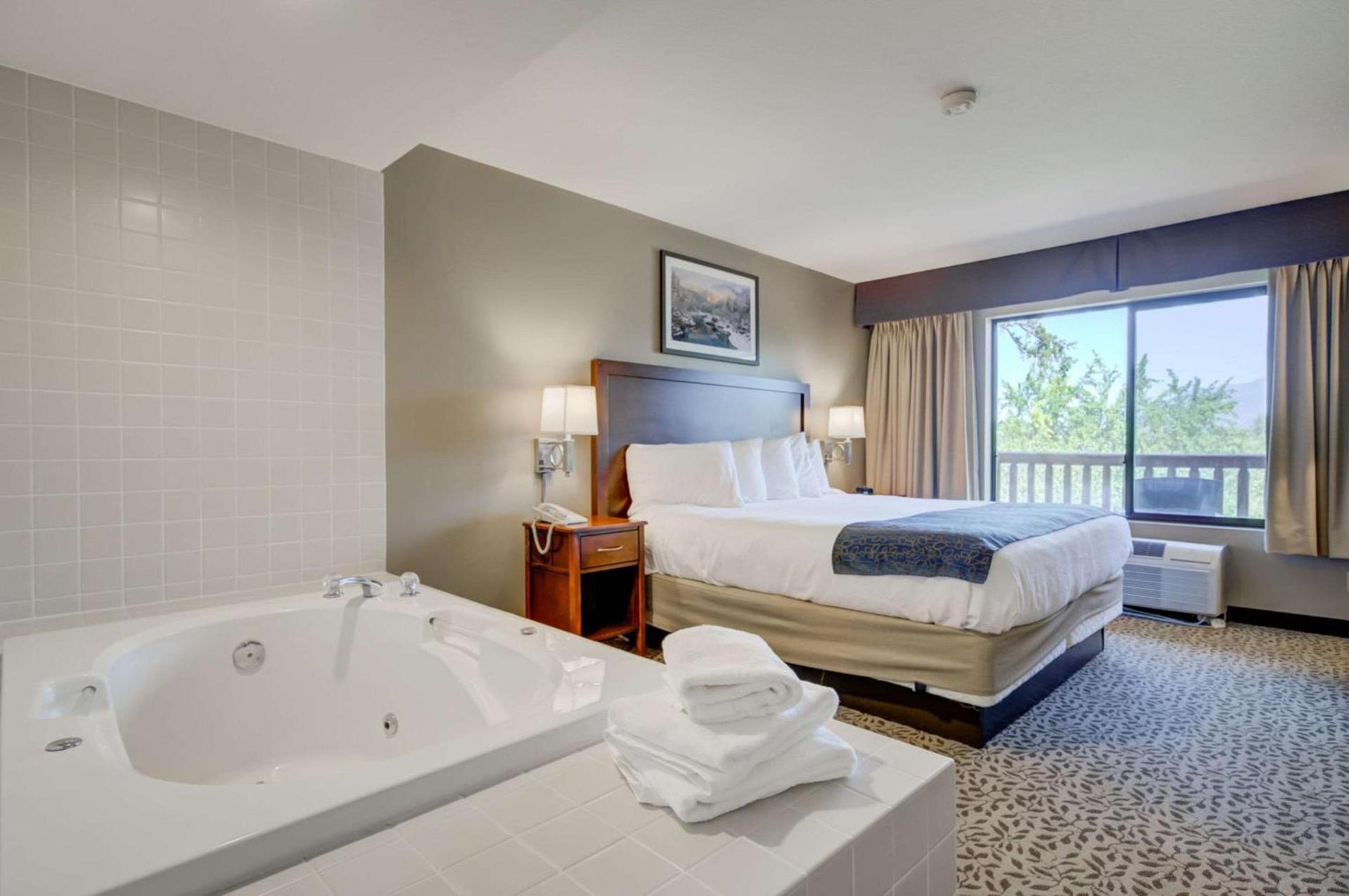 Whitefish Riverfront Hotel photo 35