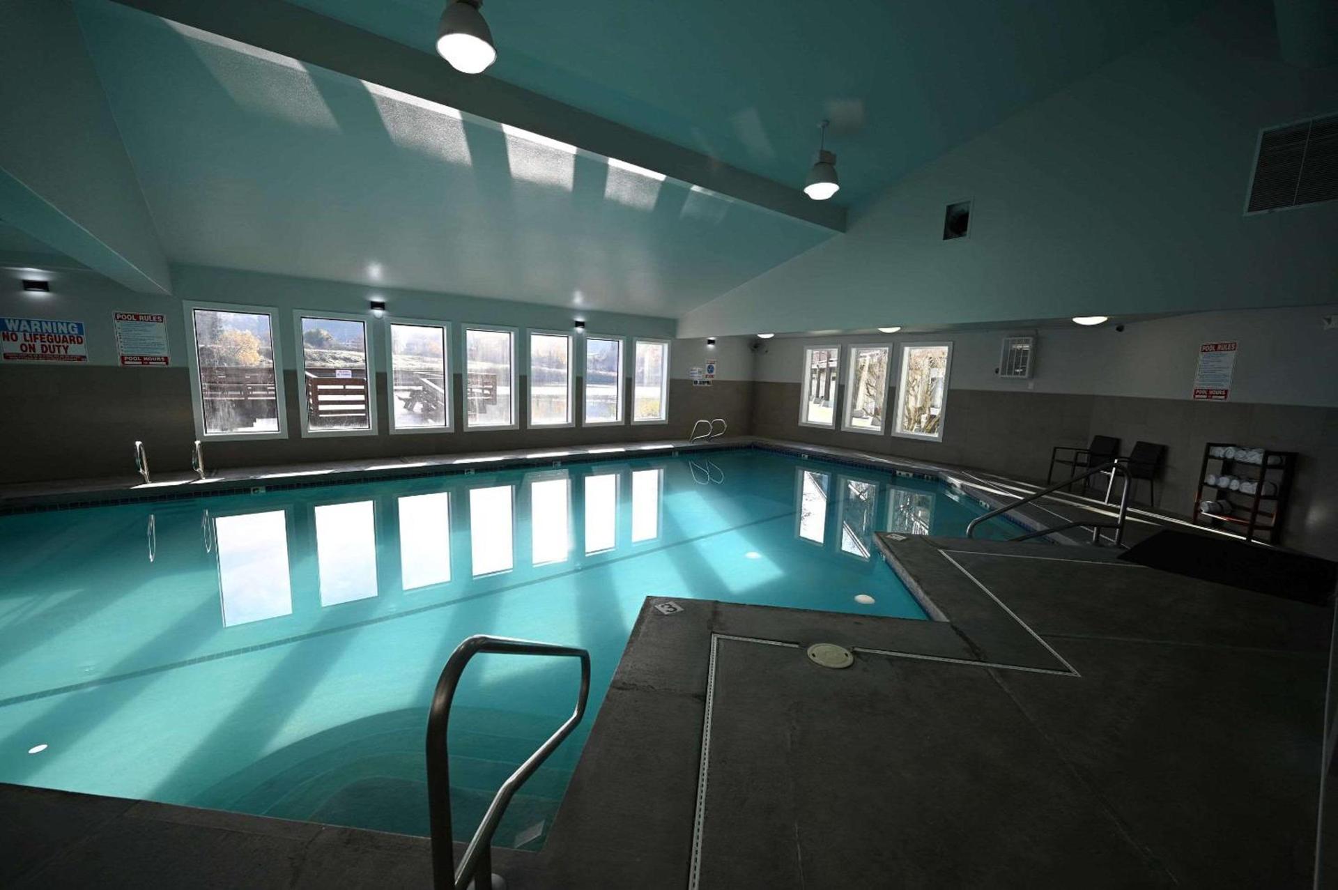 Edgewater Inn and Suites, an Ascend Collection Hotel photo 17