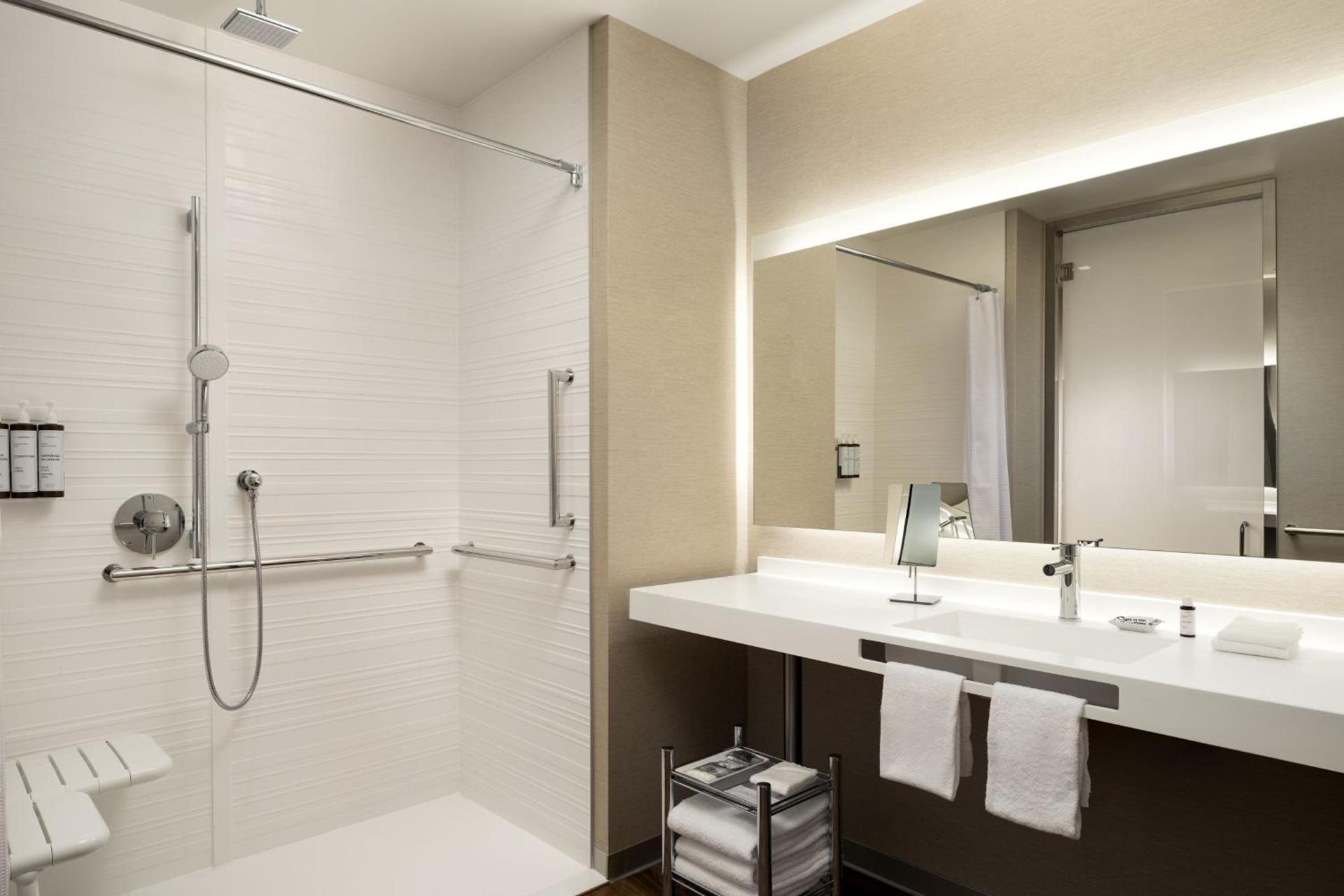 AC Hotel San Rafael Downtown photo 85