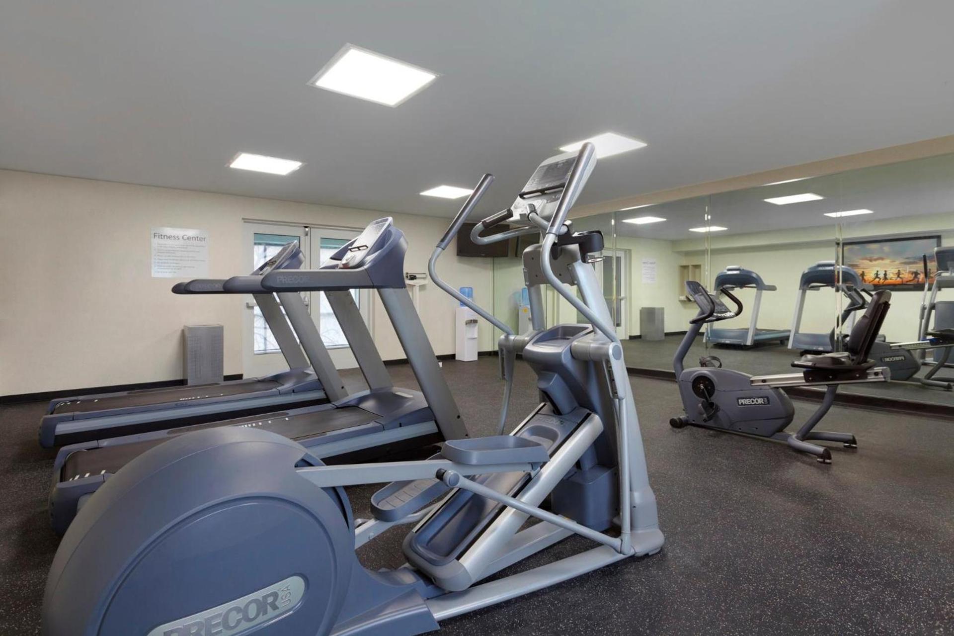 Holiday Inn Express Williamsburg North by IHG photo 19
