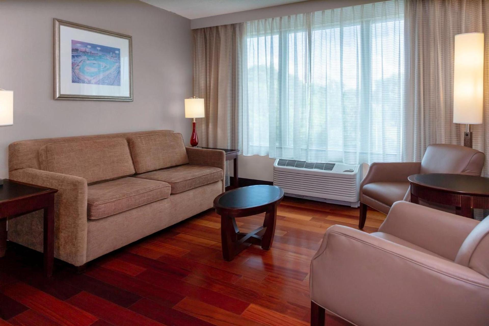 Crowne Plaza Boston - Woburn by IHG photo 58