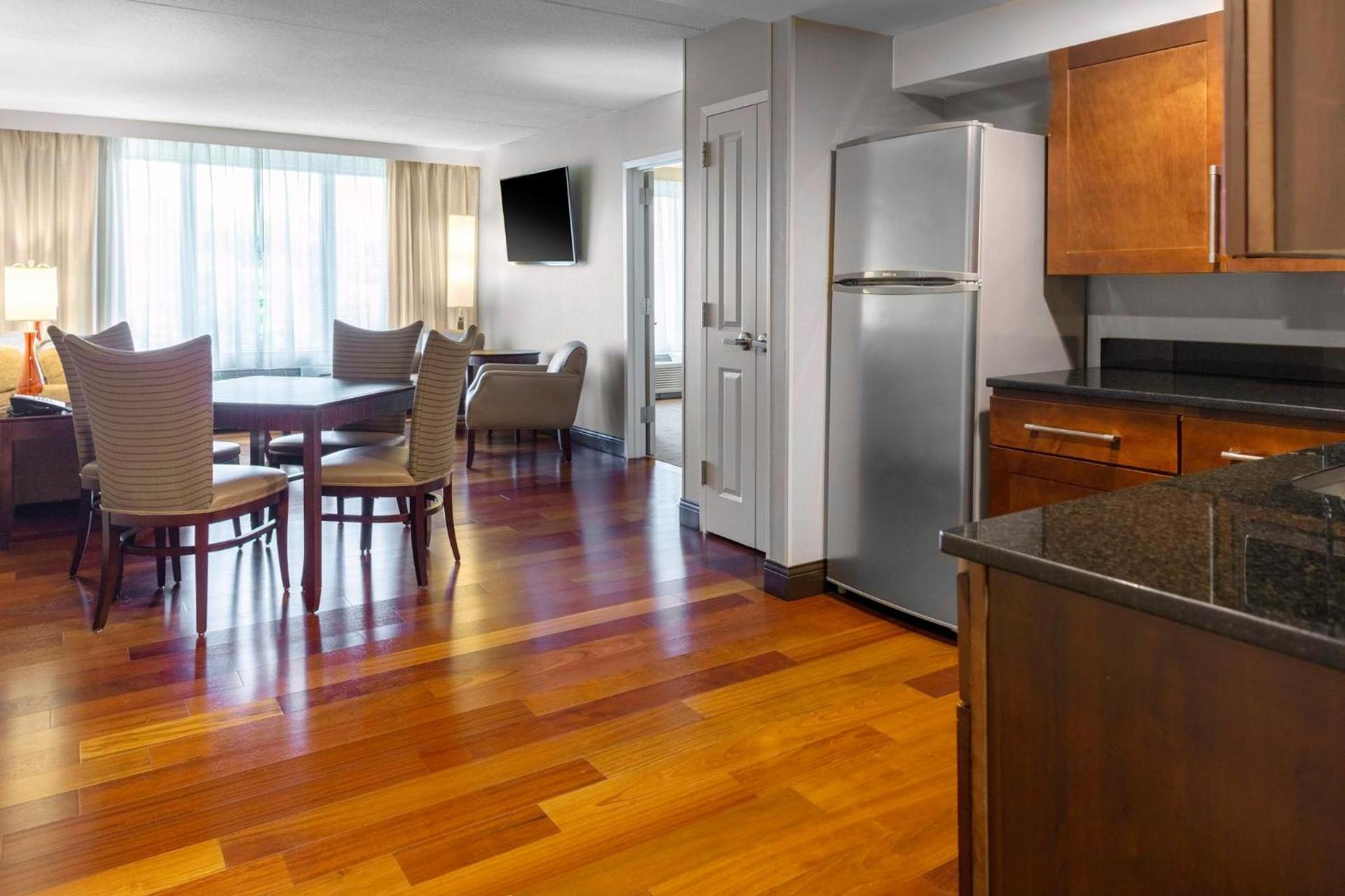 Crowne Plaza Boston - Woburn by IHG photo 57