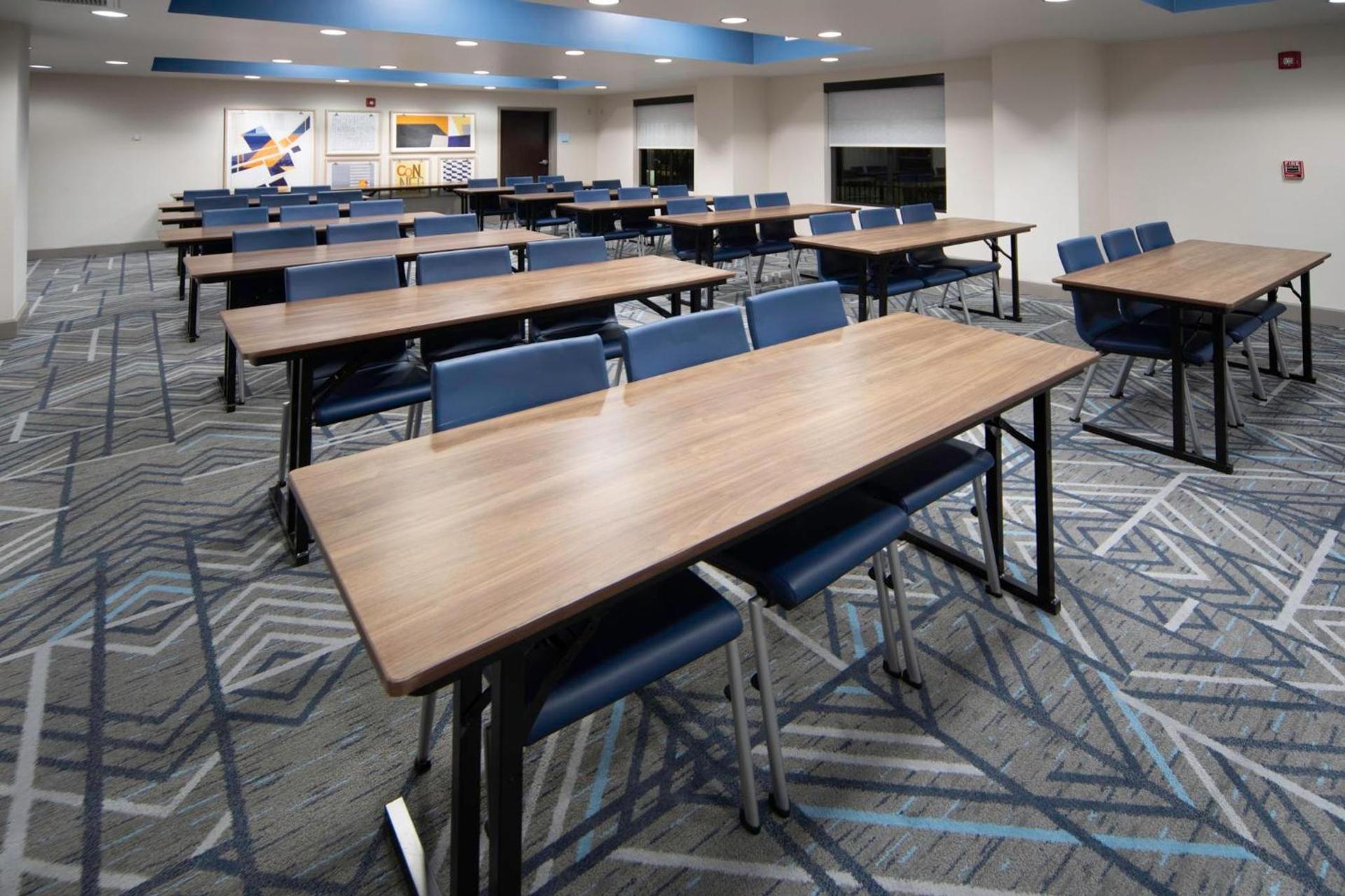 Holiday Inn Express Conway by IHG photo 18