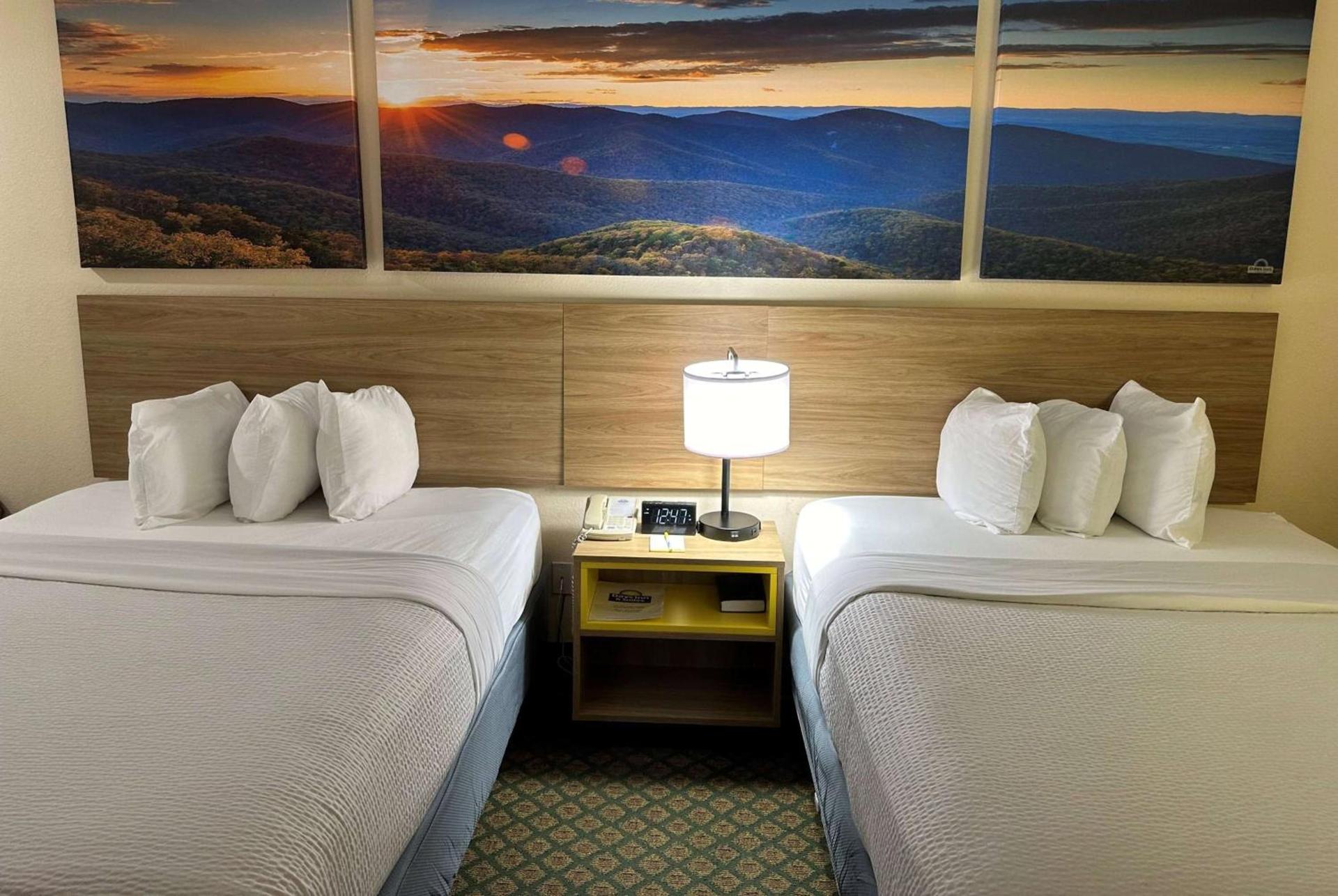 Days Inn & Suites by Wyndham Eunice photo 17