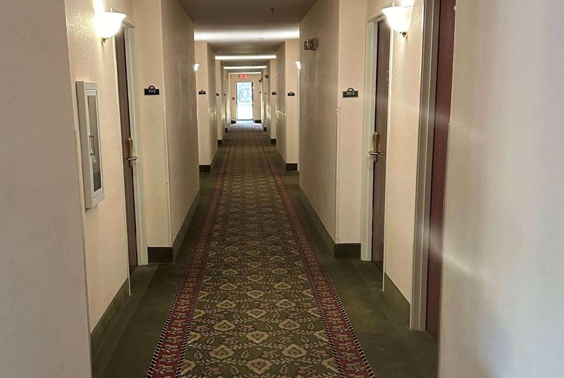 Days Inn & Suites by Wyndham Eunice photo 29