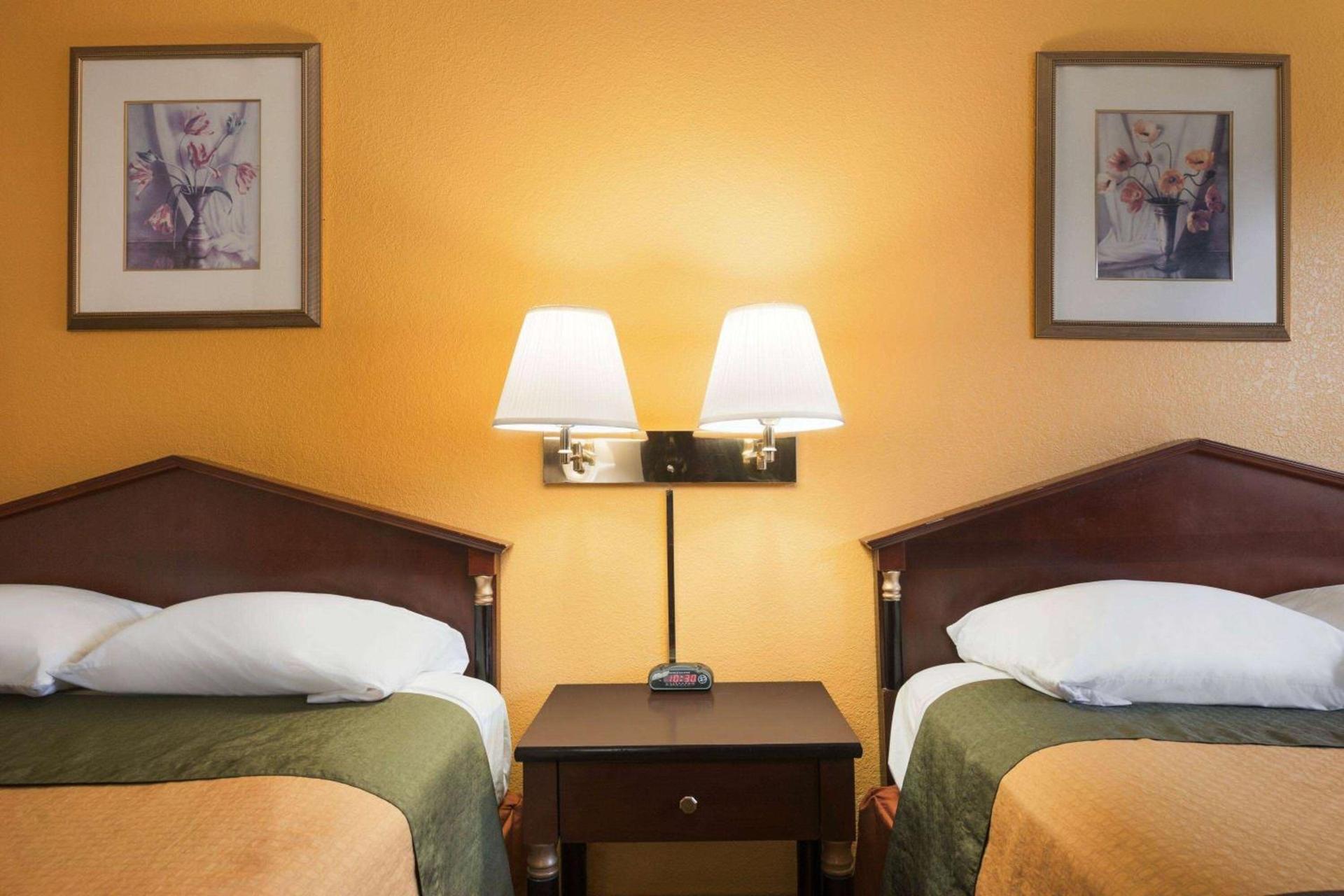 Brookville Inn photo 4