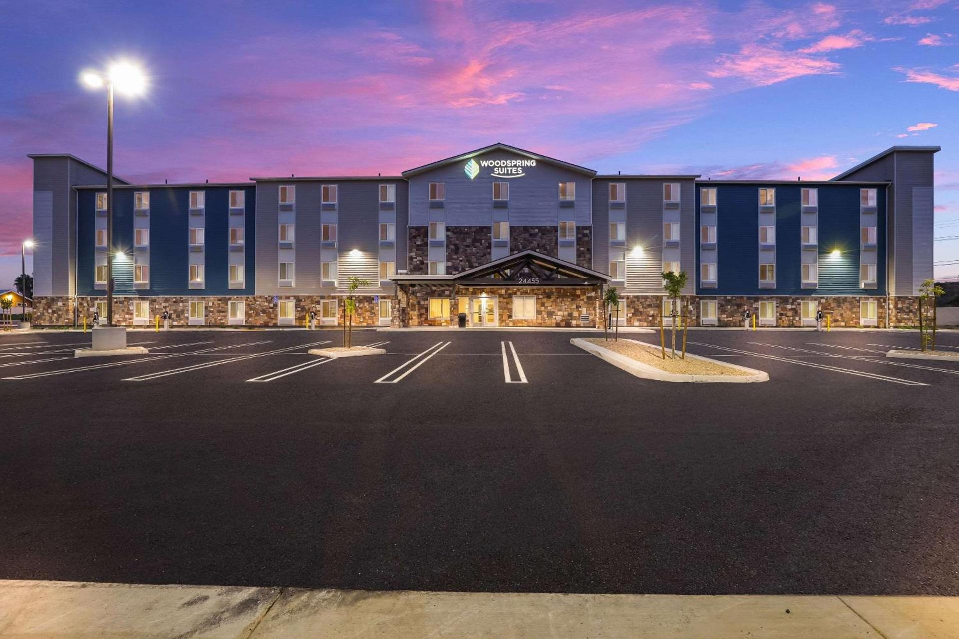 WoodSpring Suites Moreno Valley photo 3