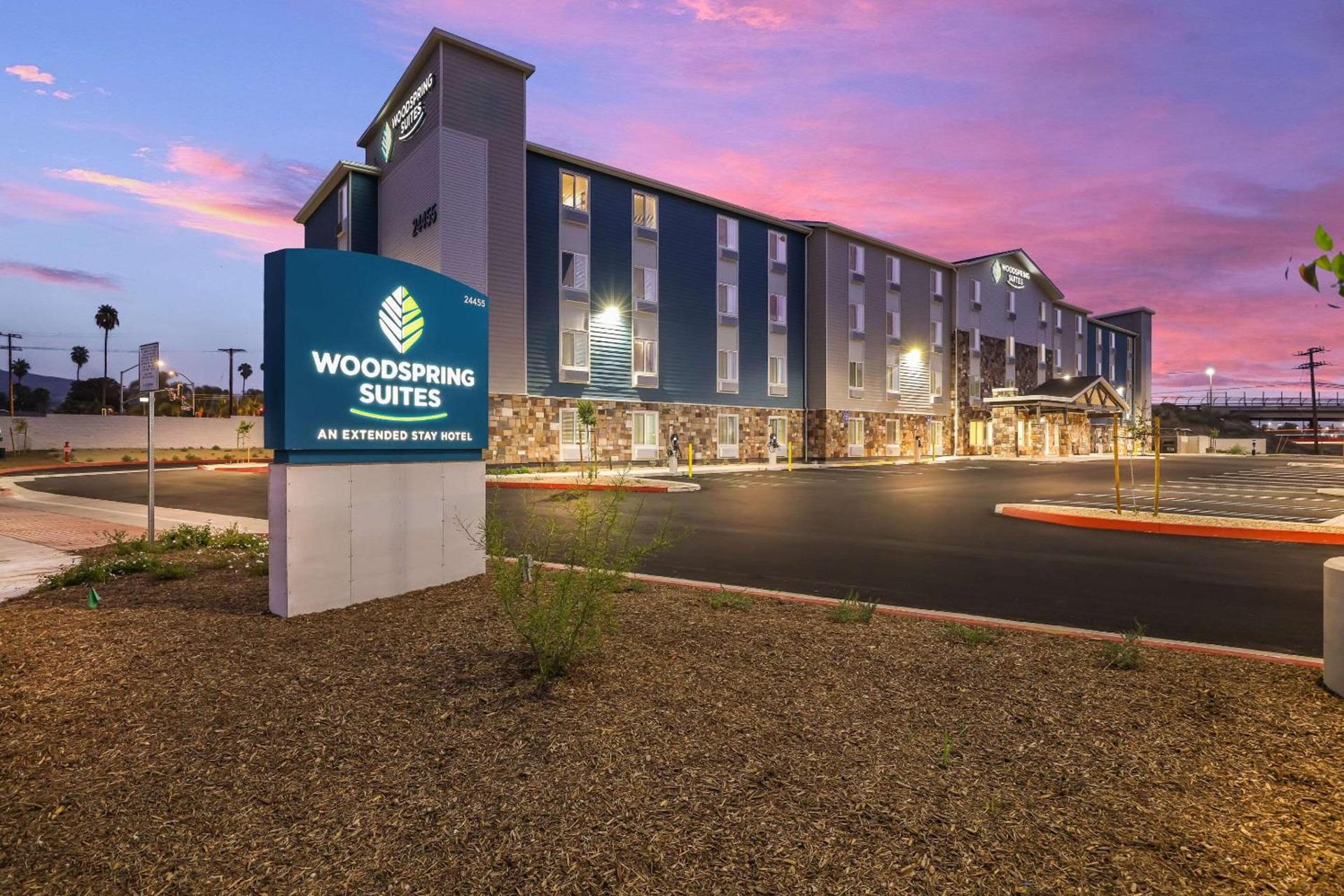 WoodSpring Suites Moreno Valley photo 4