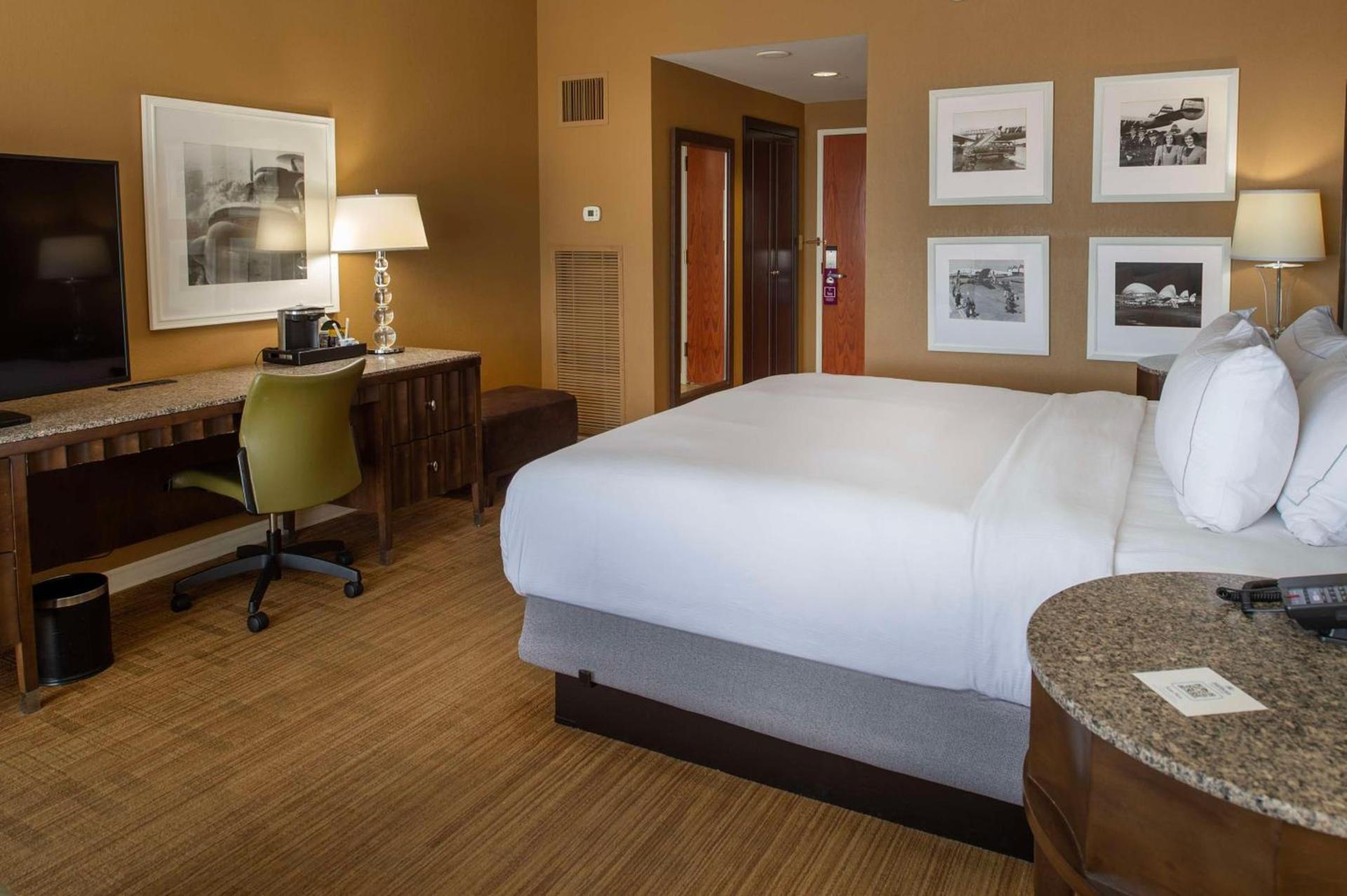 Hilton St. Louis Airport photo 39