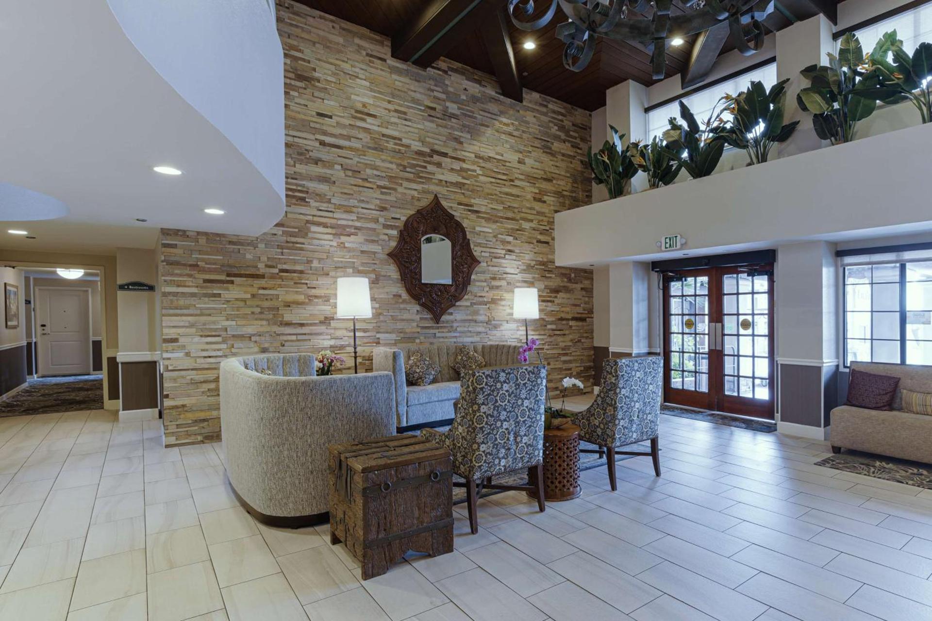 Best Western Plus Carpinteria Inn photo 6