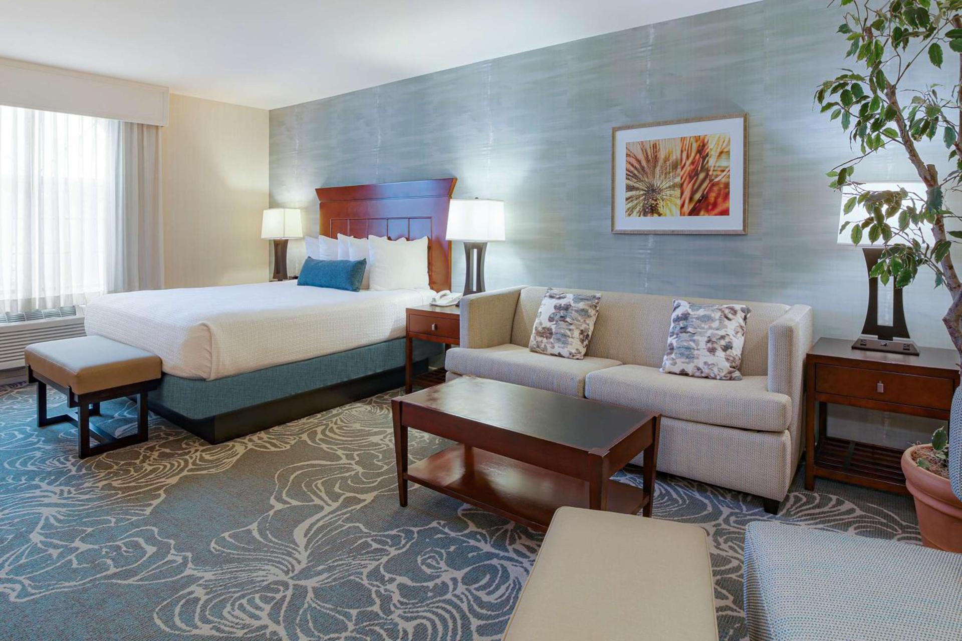Best Western Plus Carpinteria Inn photo 61