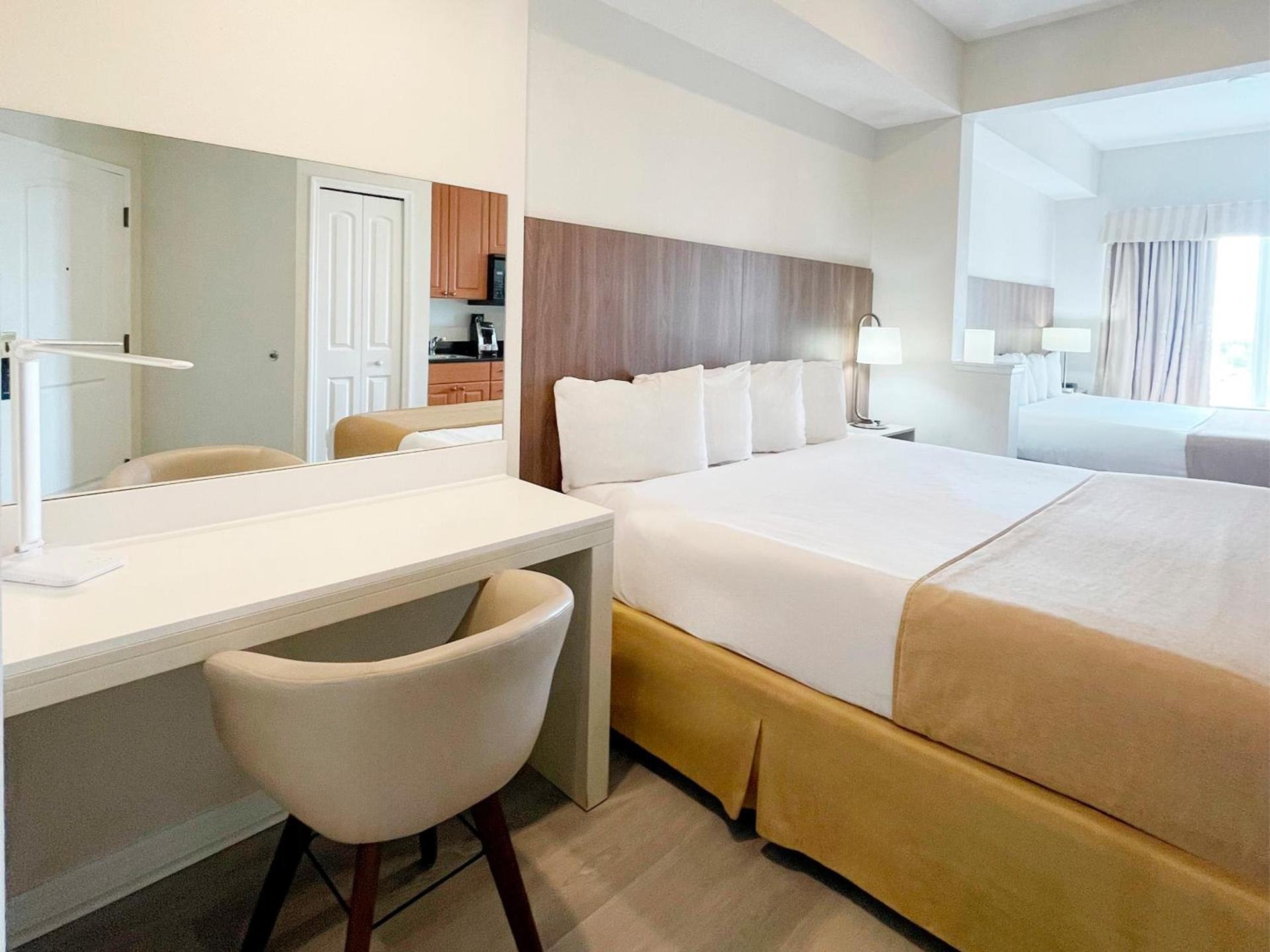 The Point Hotel & Suites Universal photo 50