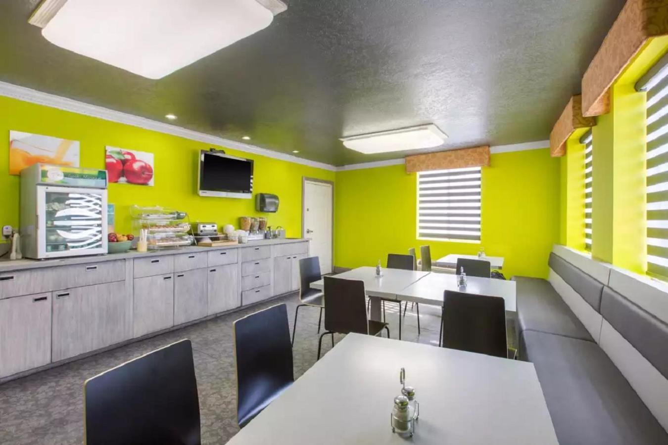 Quality Inn Near Hollywood Walk of Fame photo 29