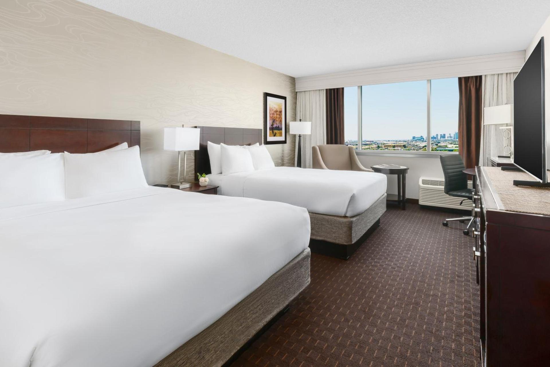 Crowne Plaza Phoenix Airport - PHX by IHG photo 16
