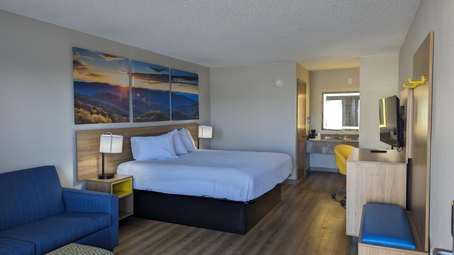 Days Inn by Wyndham Mooresville Lake Norman photo 4
