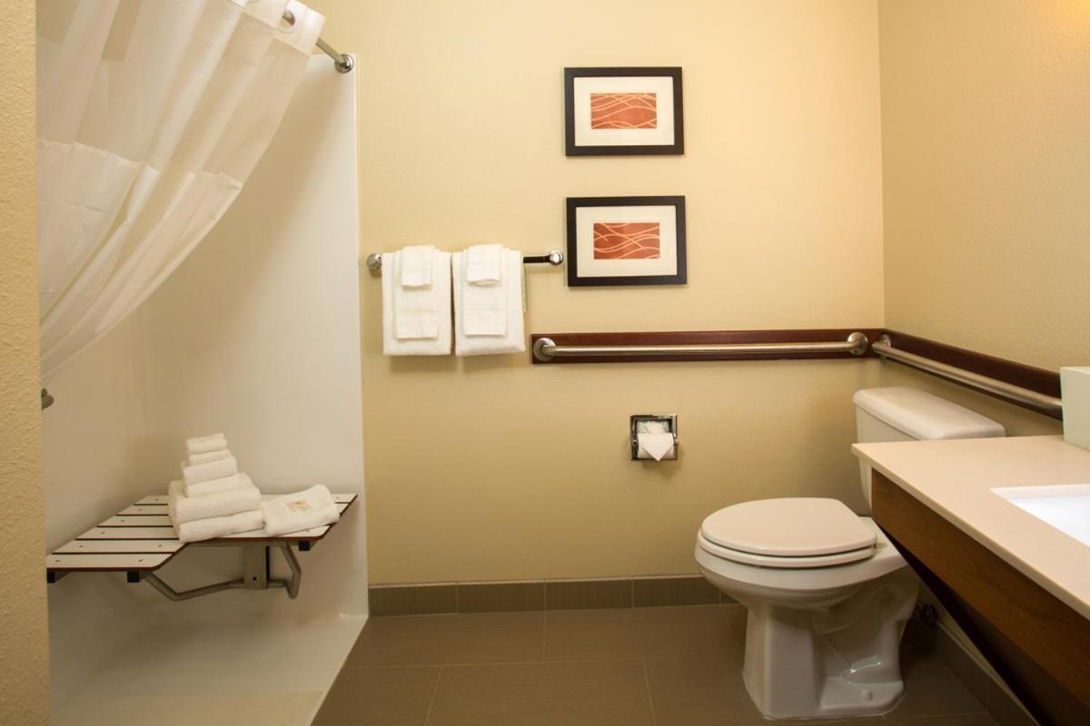 Comfort Inn & Suites Spokane Valley Central photo 3