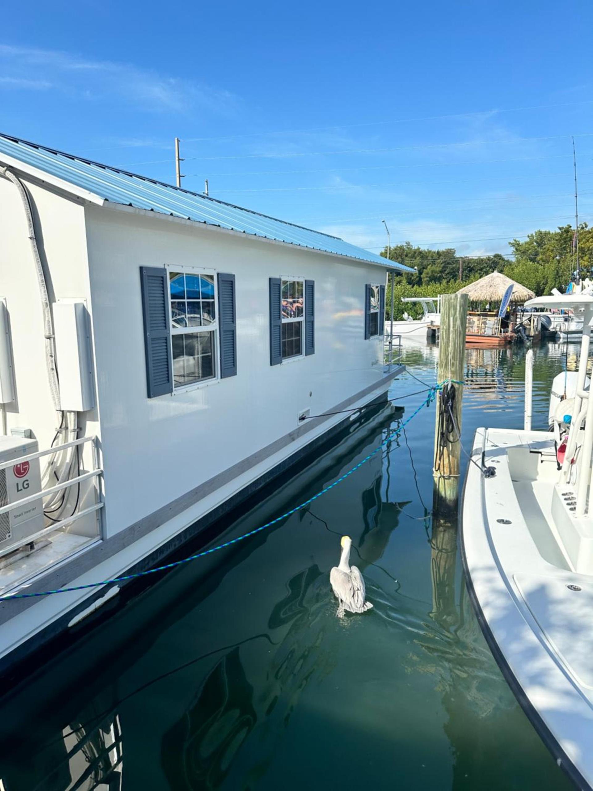 Aqua Lodges At Hurricane Hole Marina photo 40