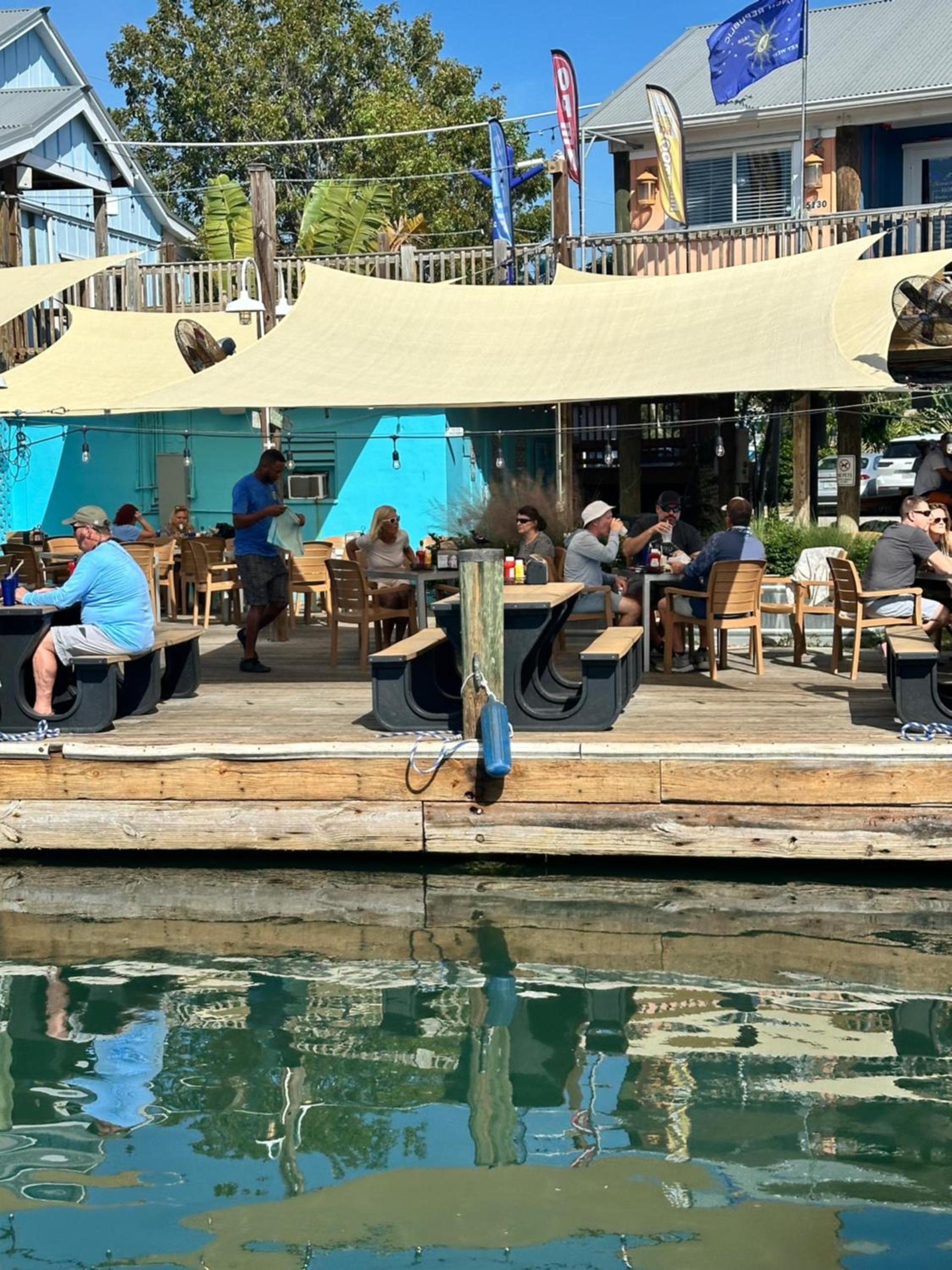 Aqua Lodges At Hurricane Hole Marina photo 16