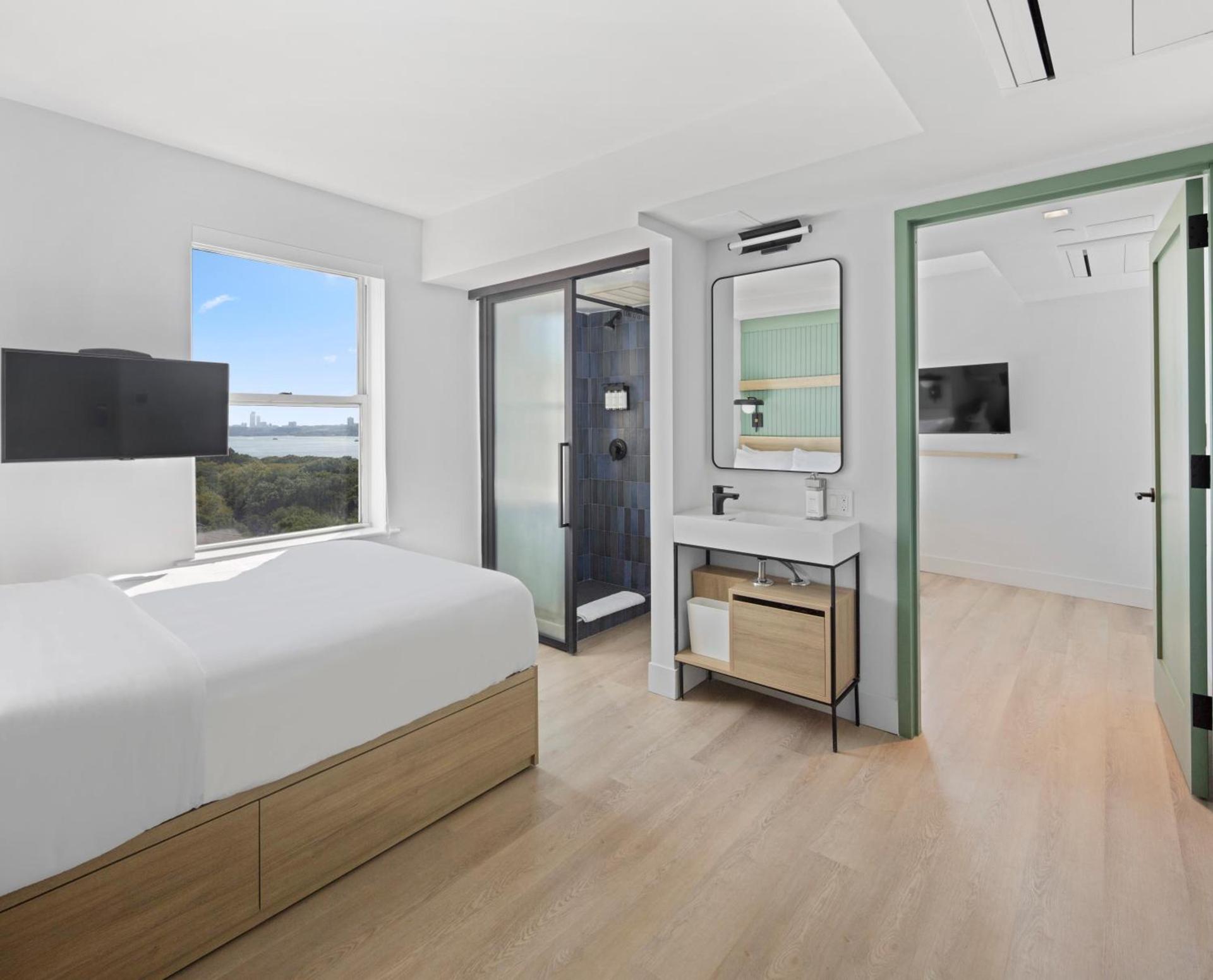 Riverside Tower Hotel photo 4