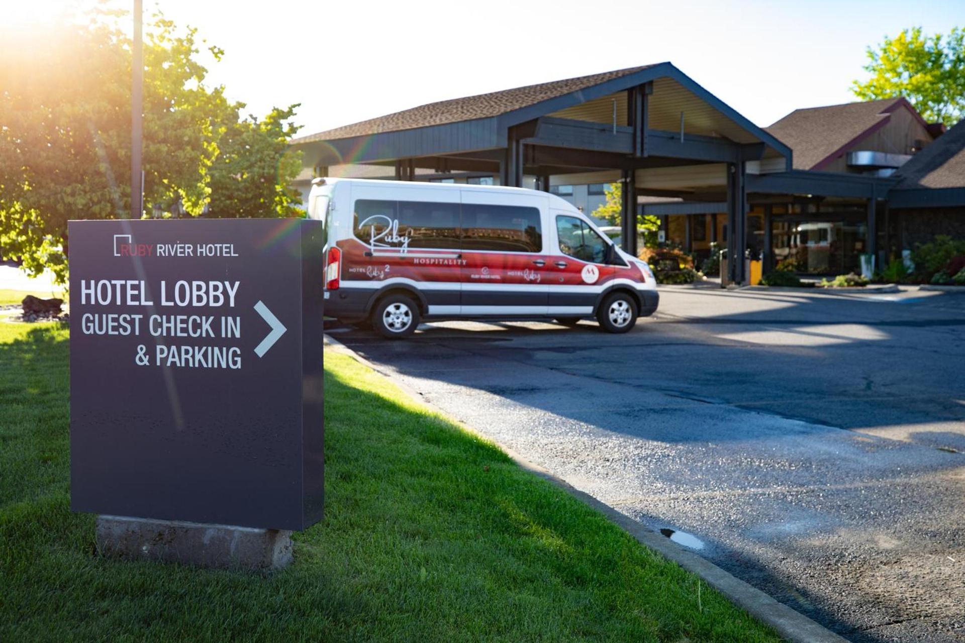 Ruby River Hotel photo 2