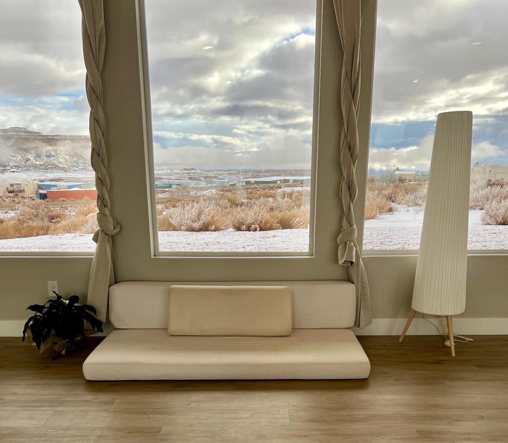 Canyon Oasis suite with Grand Mesa view photo 29
