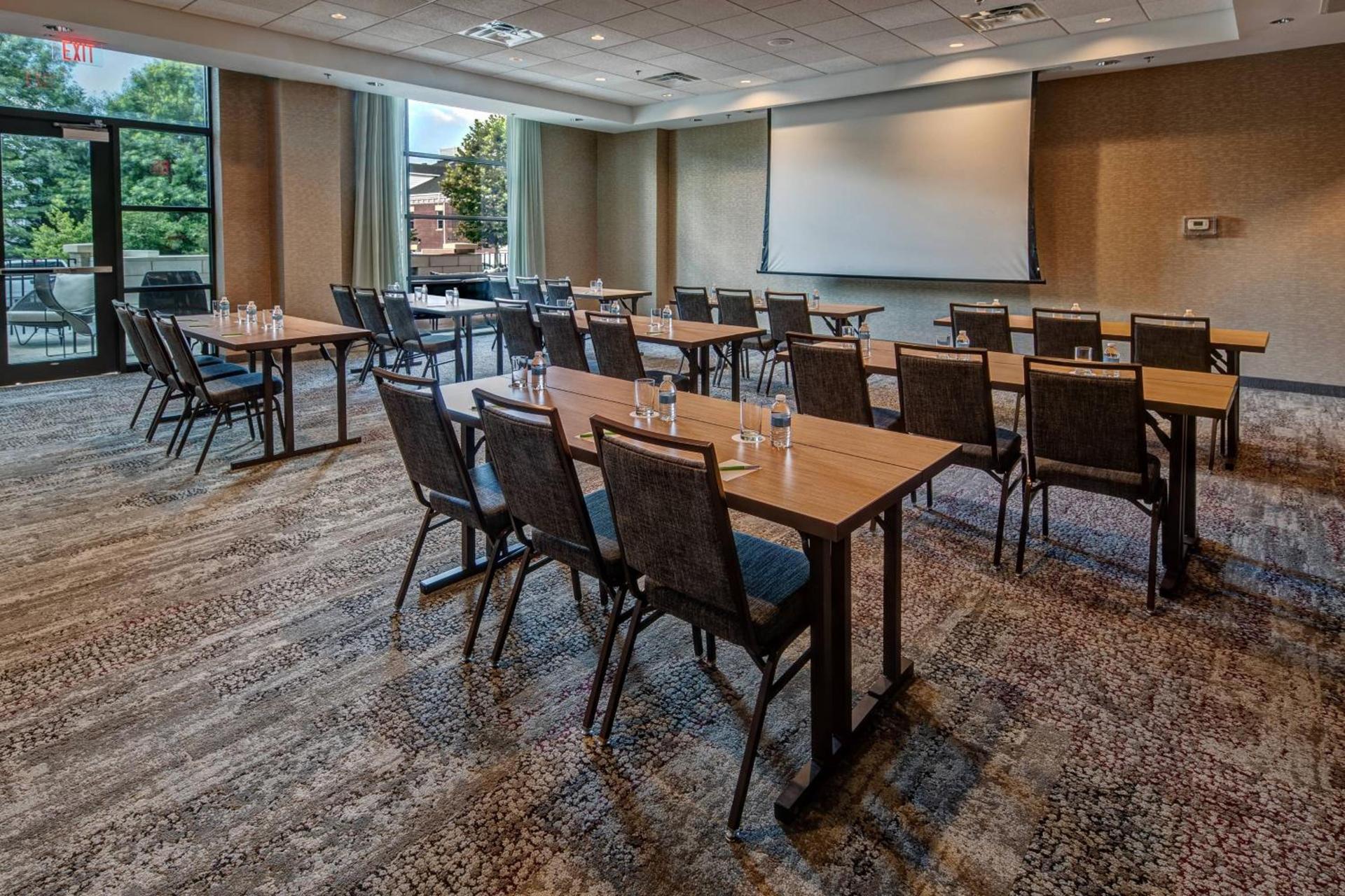 Courtyard by Marriott Dulles Airport Herndon photo 30
