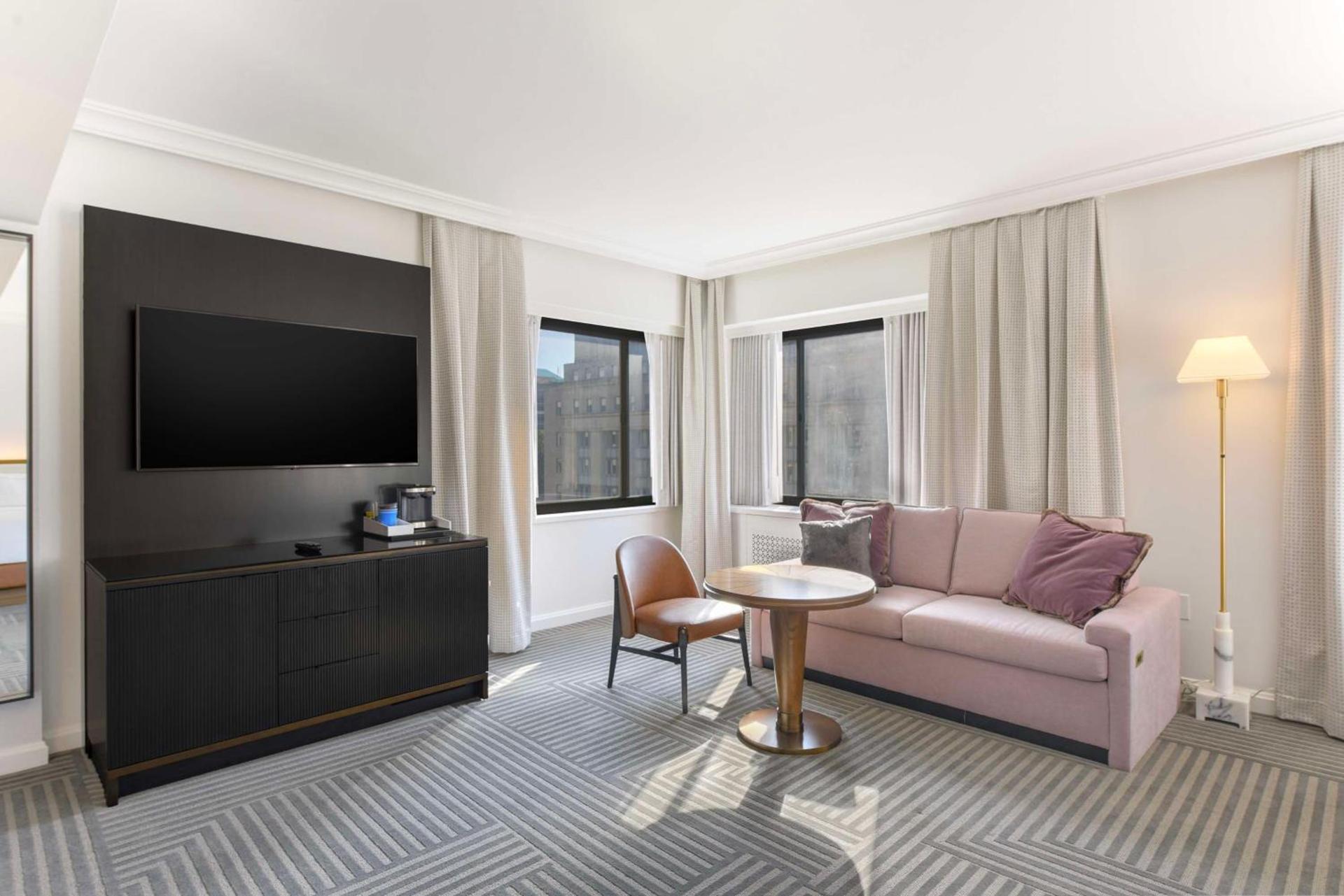Capital Hilton photo 34
