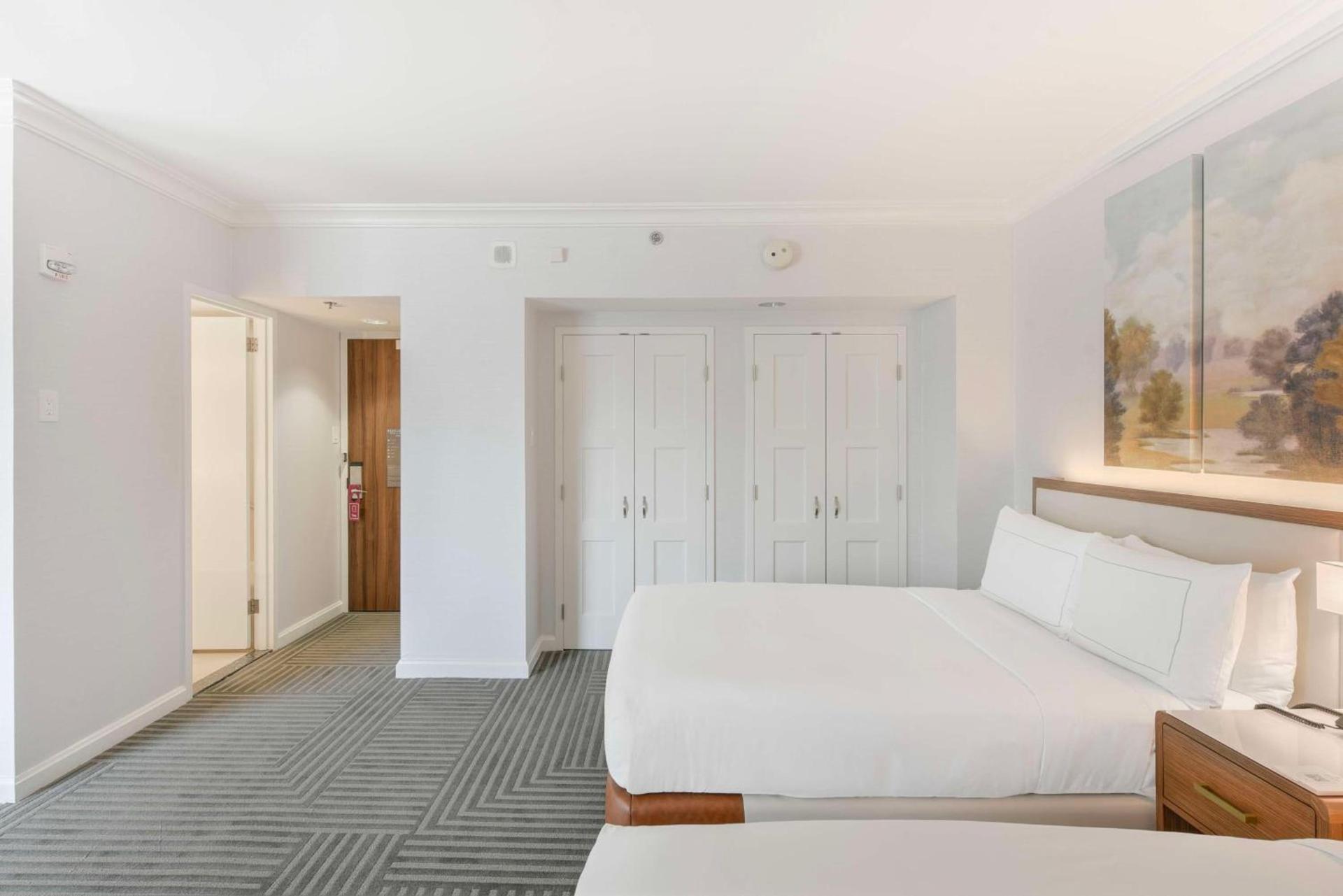Capital Hilton photo 40