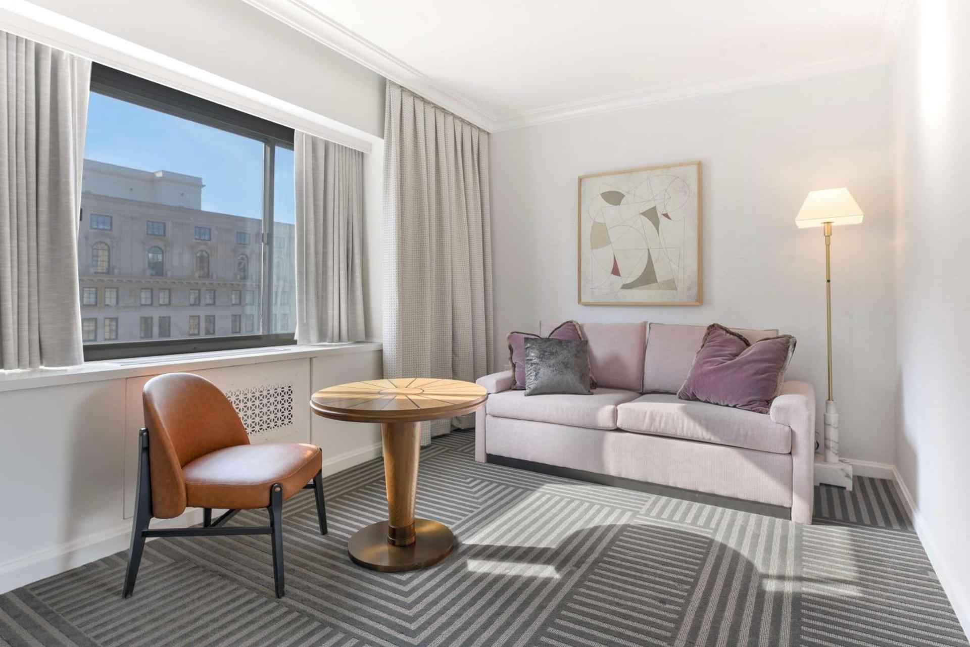 Capital Hilton photo 44