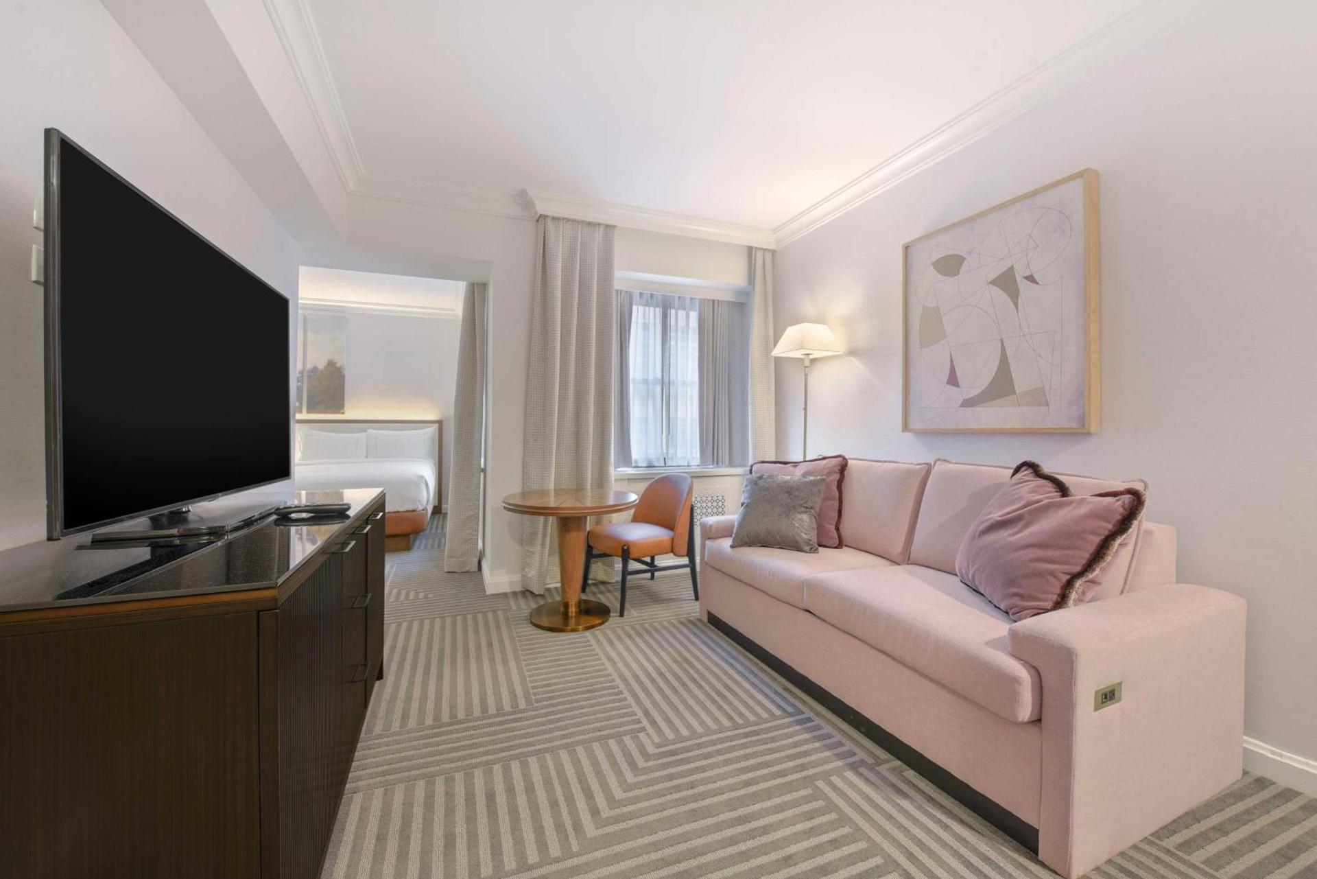 Capital Hilton photo 47