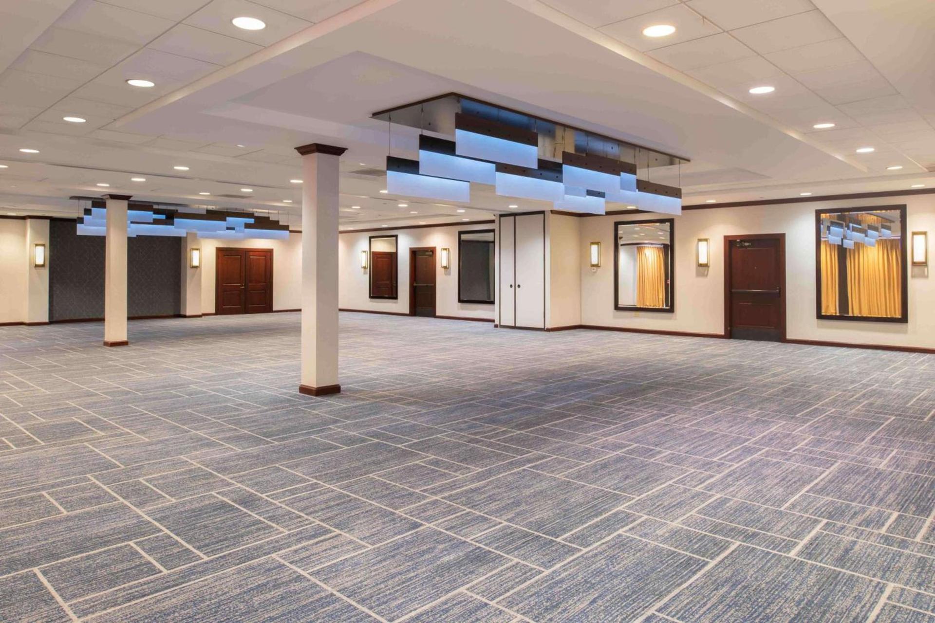 DoubleTree by Hilton San Francisco Airport photo 42