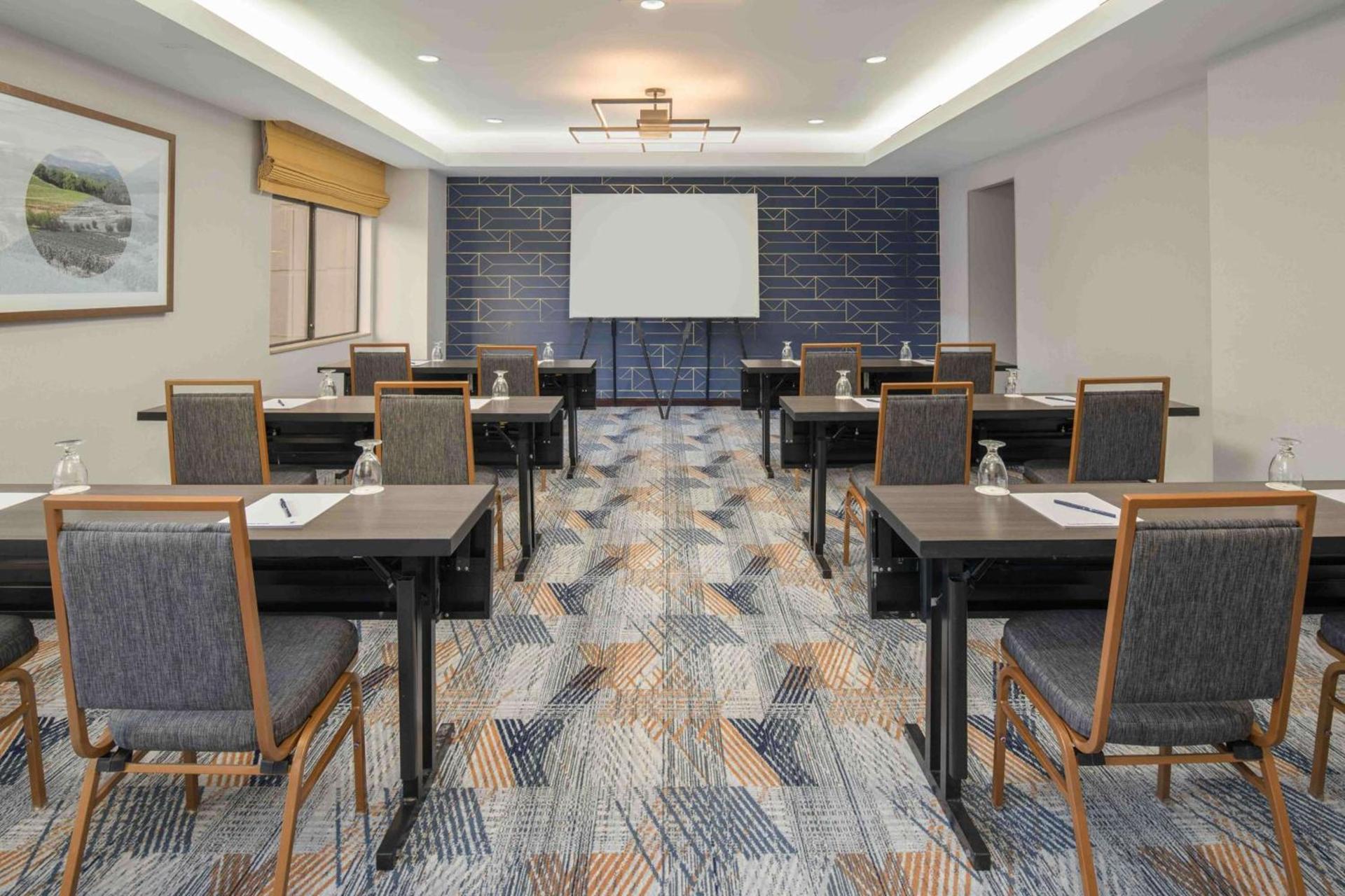 DoubleTree by Hilton San Francisco Airport photo 44