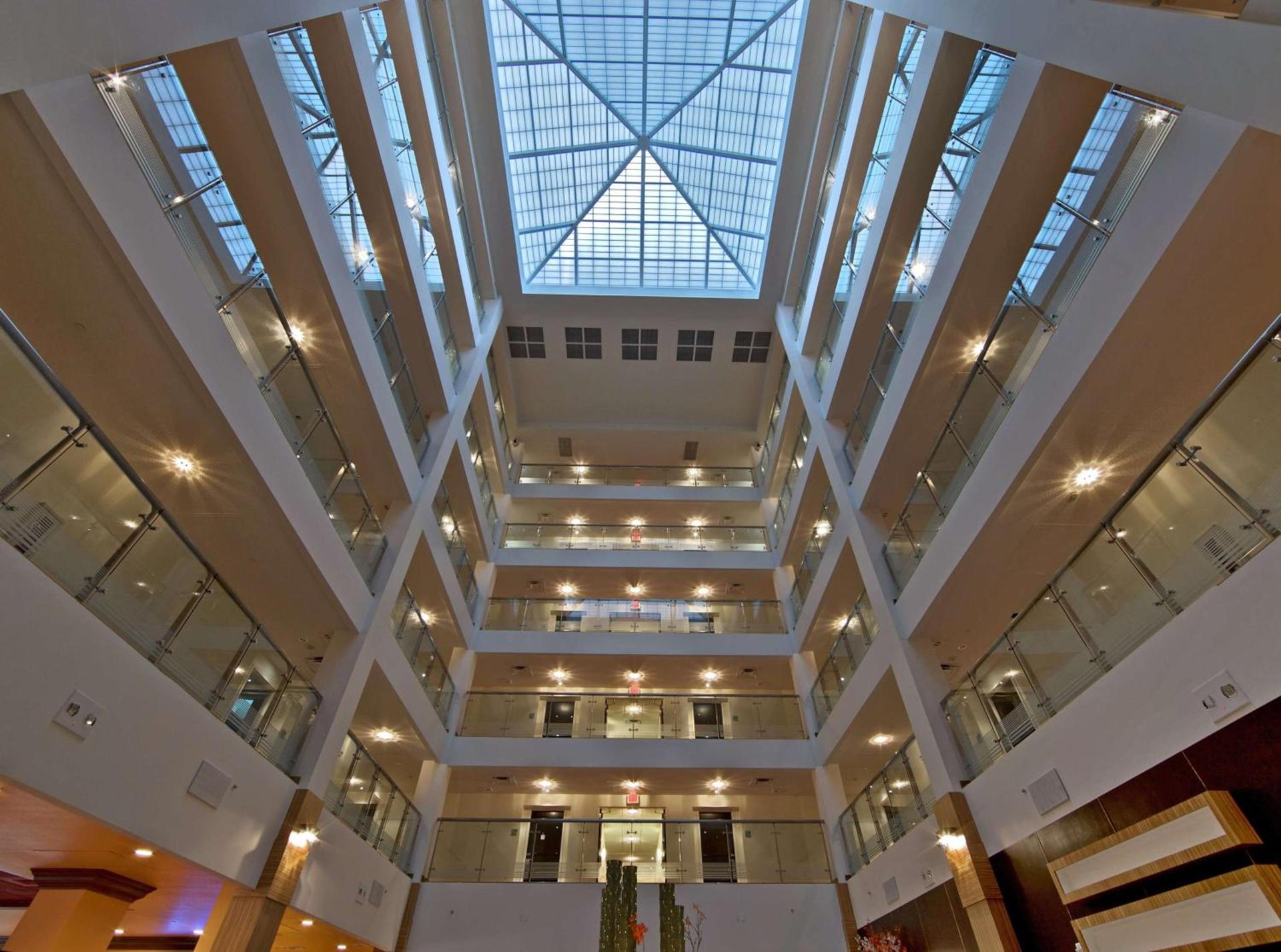 DoubleTree by Hilton Sarasota Bradenton Airport — hotel in Sarasota