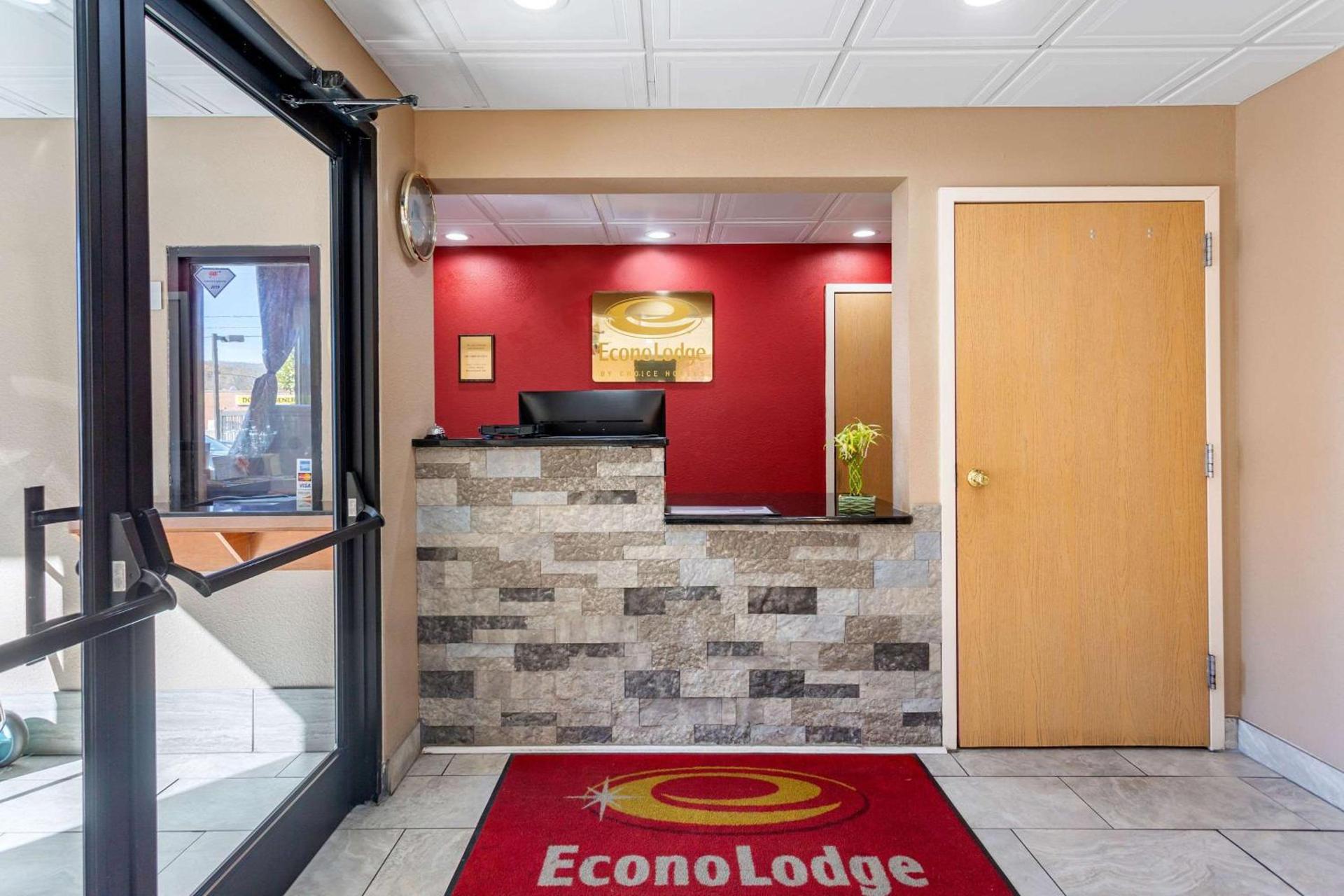 Econo Lodge Lookout Mountain photo 6