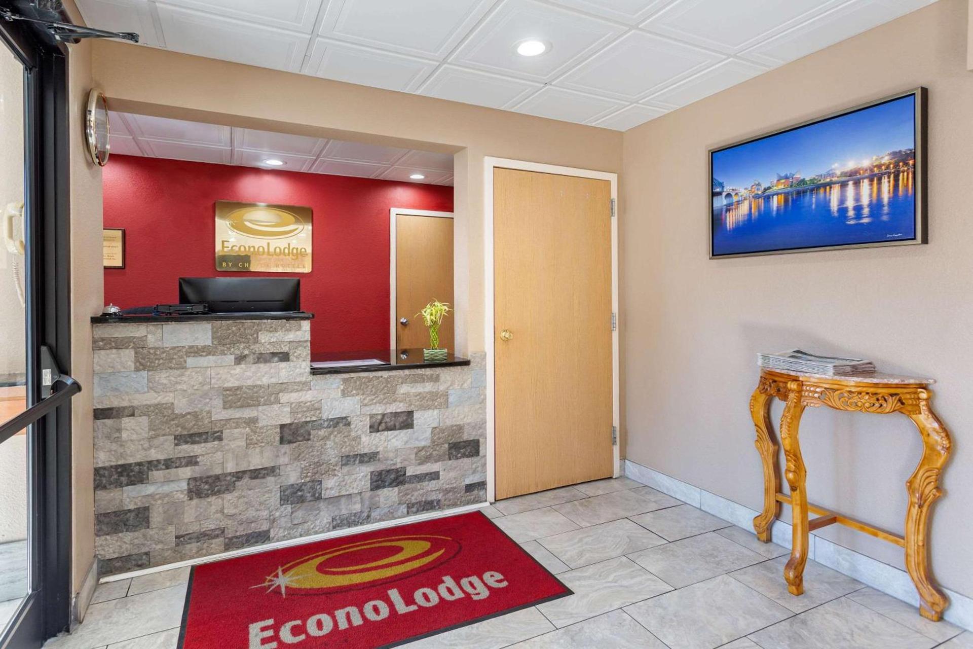 Econo Lodge Lookout Mountain photo 7