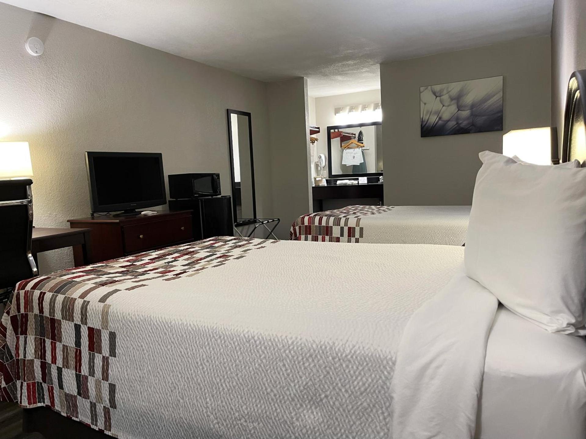 Econo Lodge Childress photo 4