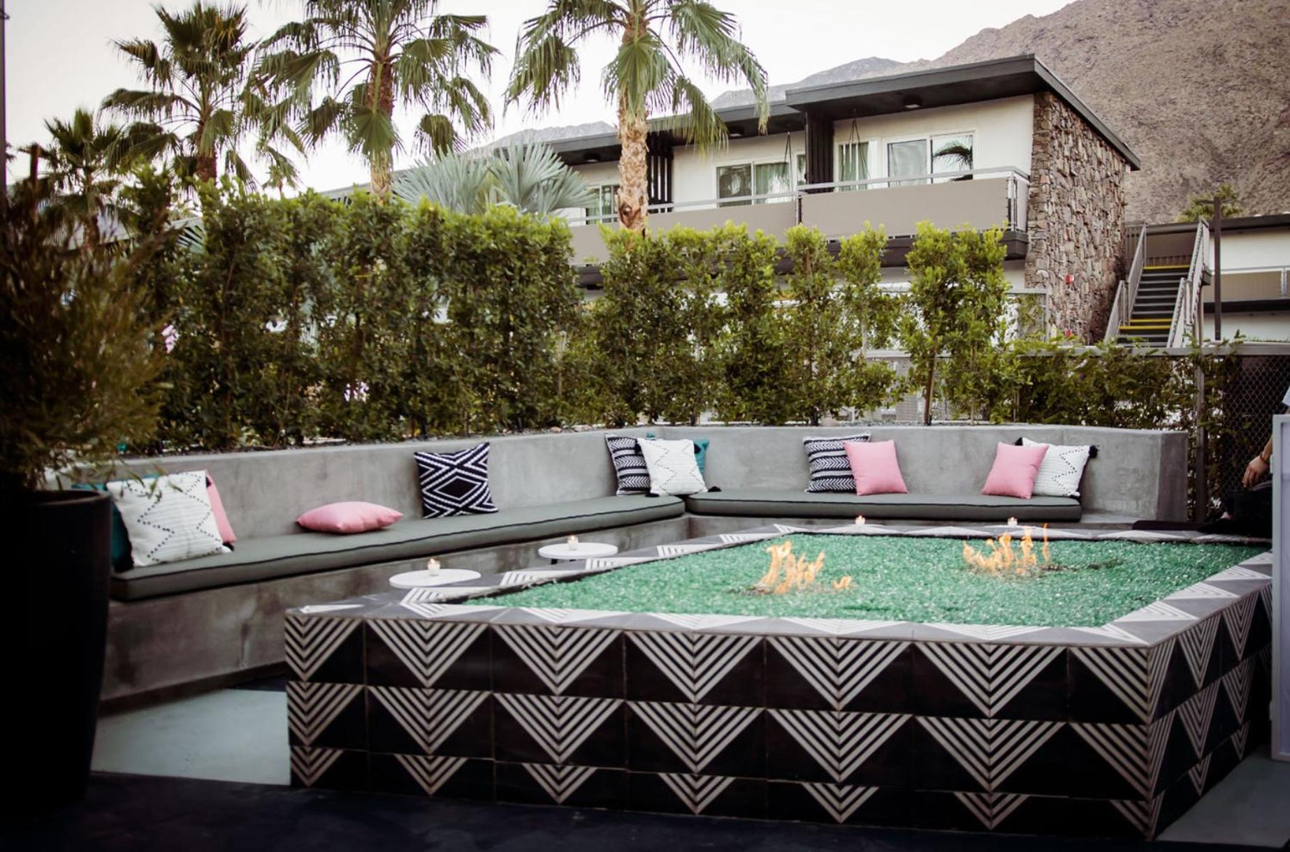 V Capri Palm Springs, a Dolce by Wyndham photo 36