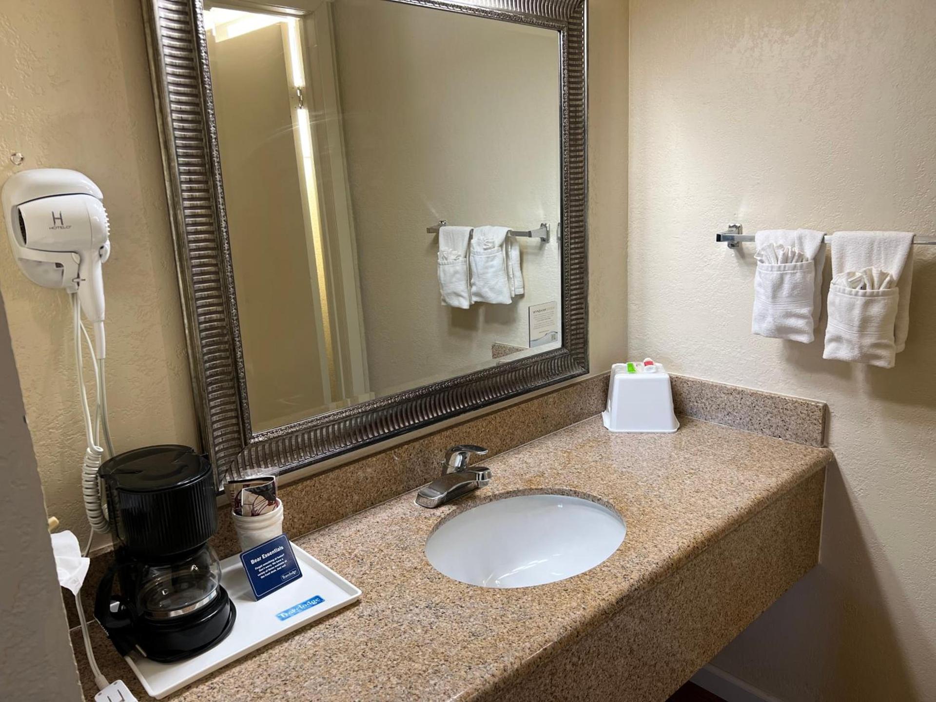 Travelodge by Wyndham Holbrook photo 44
