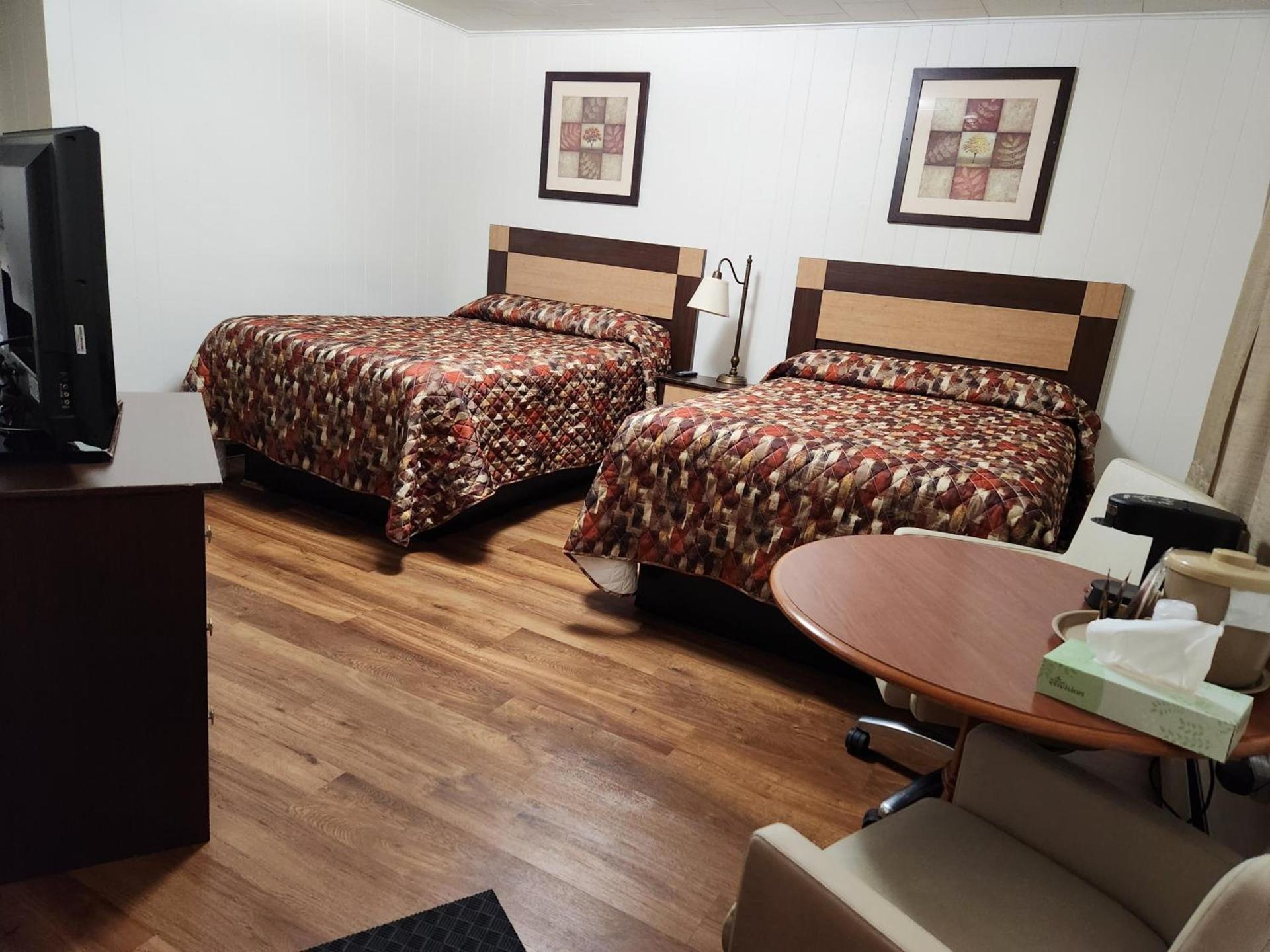 Cortland Motel photo 5