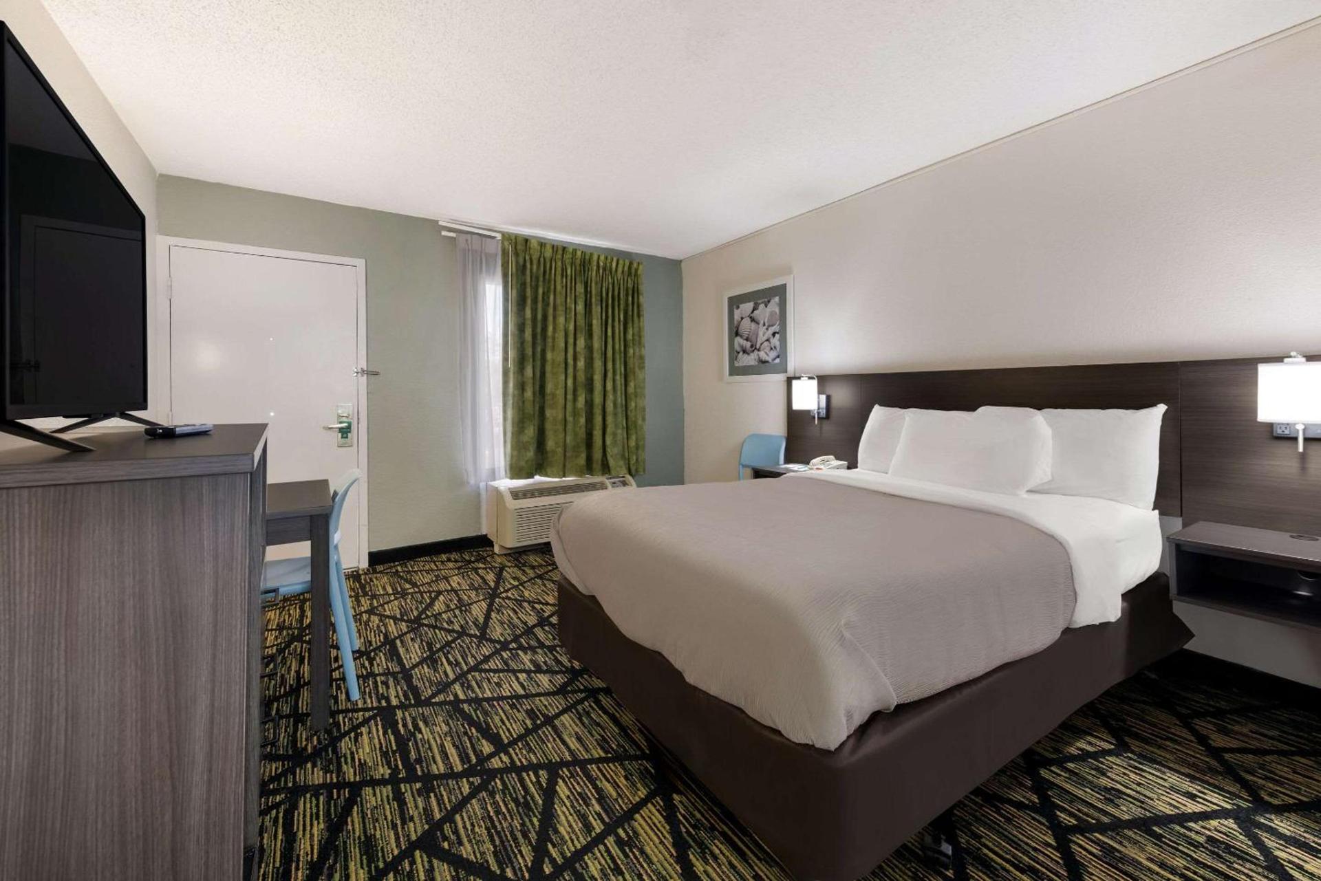Quality Inn Orange Park Jacksonville photo 13