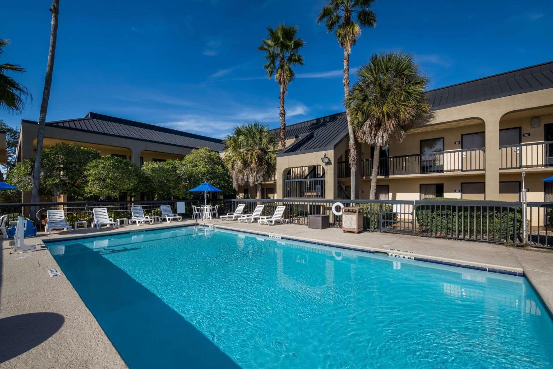 Quality Inn Orange Park Jacksonville photo 21