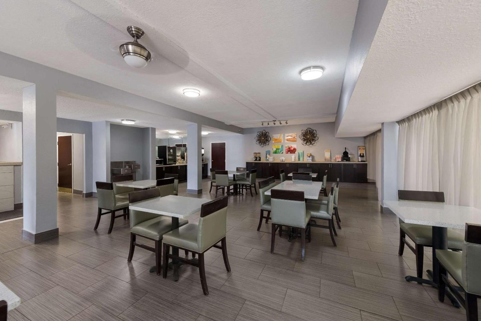 Quality Inn Orange Park Jacksonville photo 27