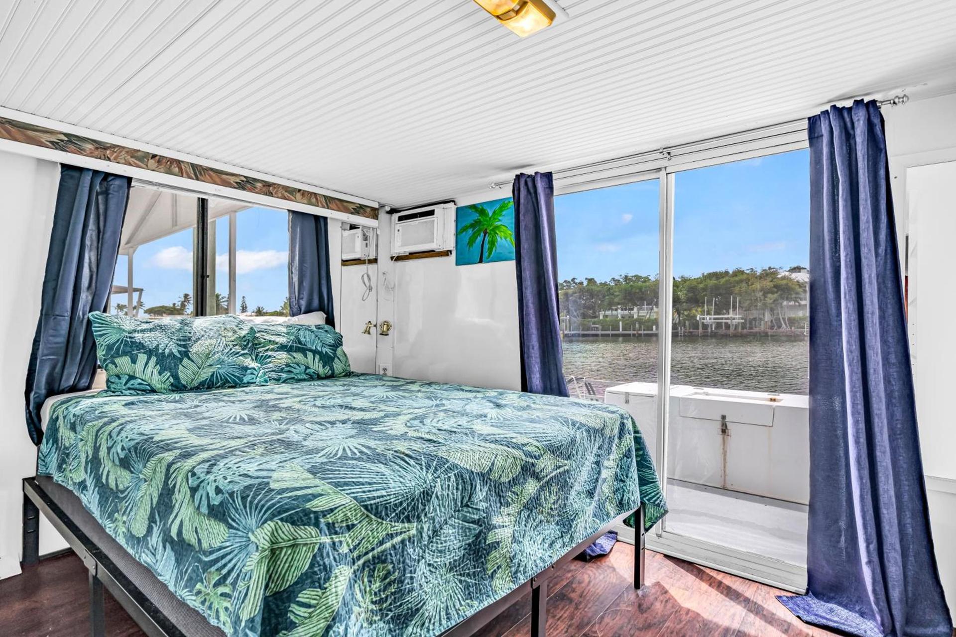 Treasure Harbor photo 46