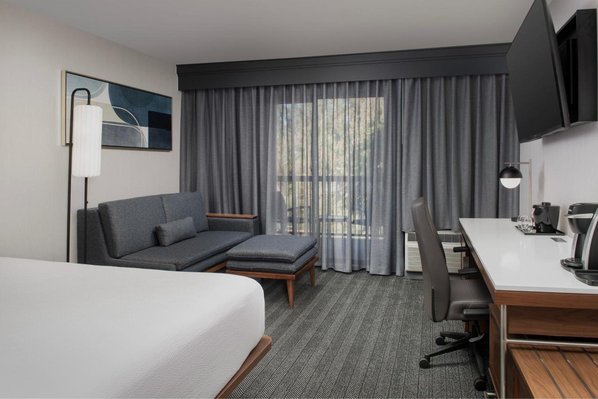 Courtyard by Marriott San Diego Carlsbad photo 34