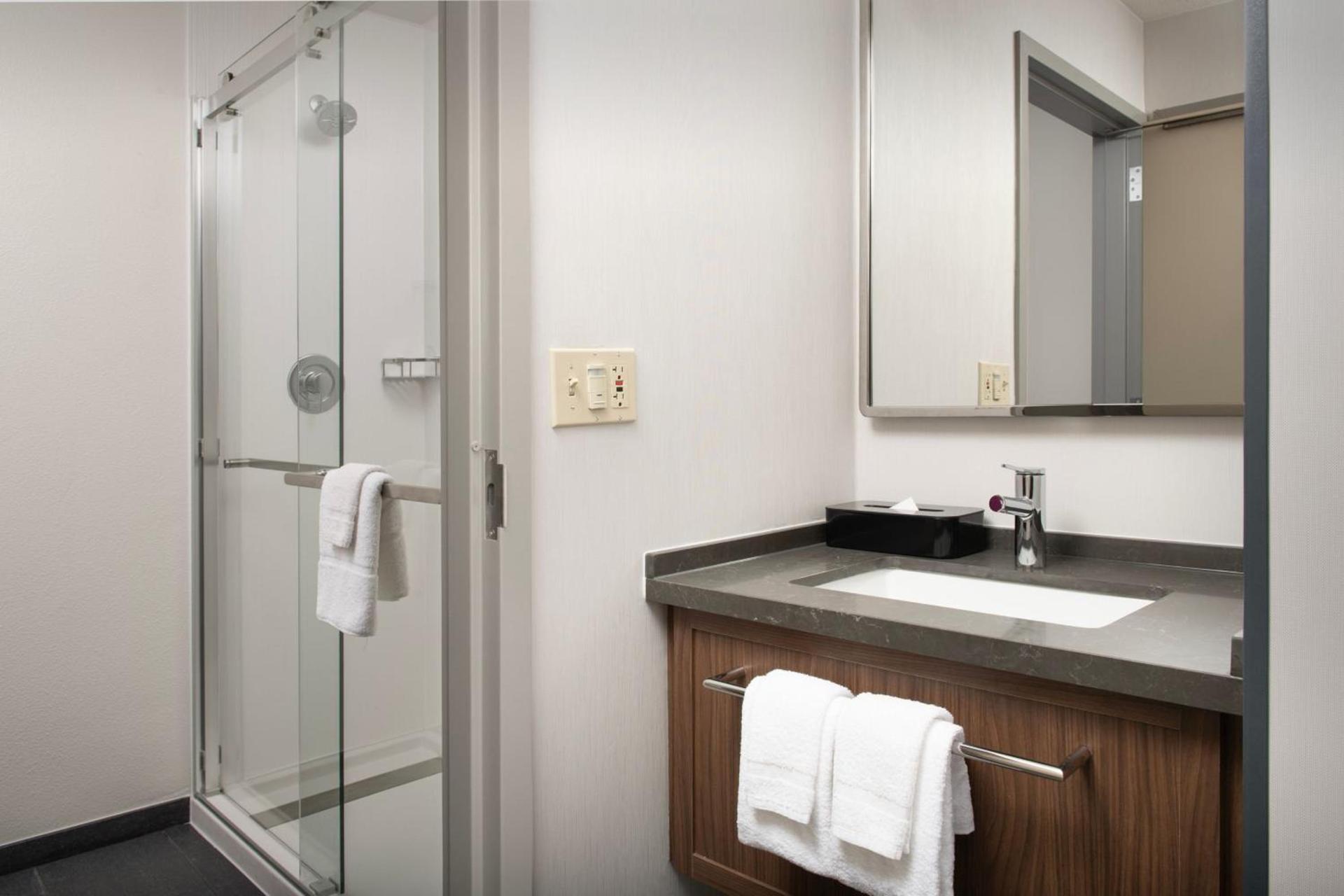 Courtyard by Marriott San Diego Carlsbad photo 38